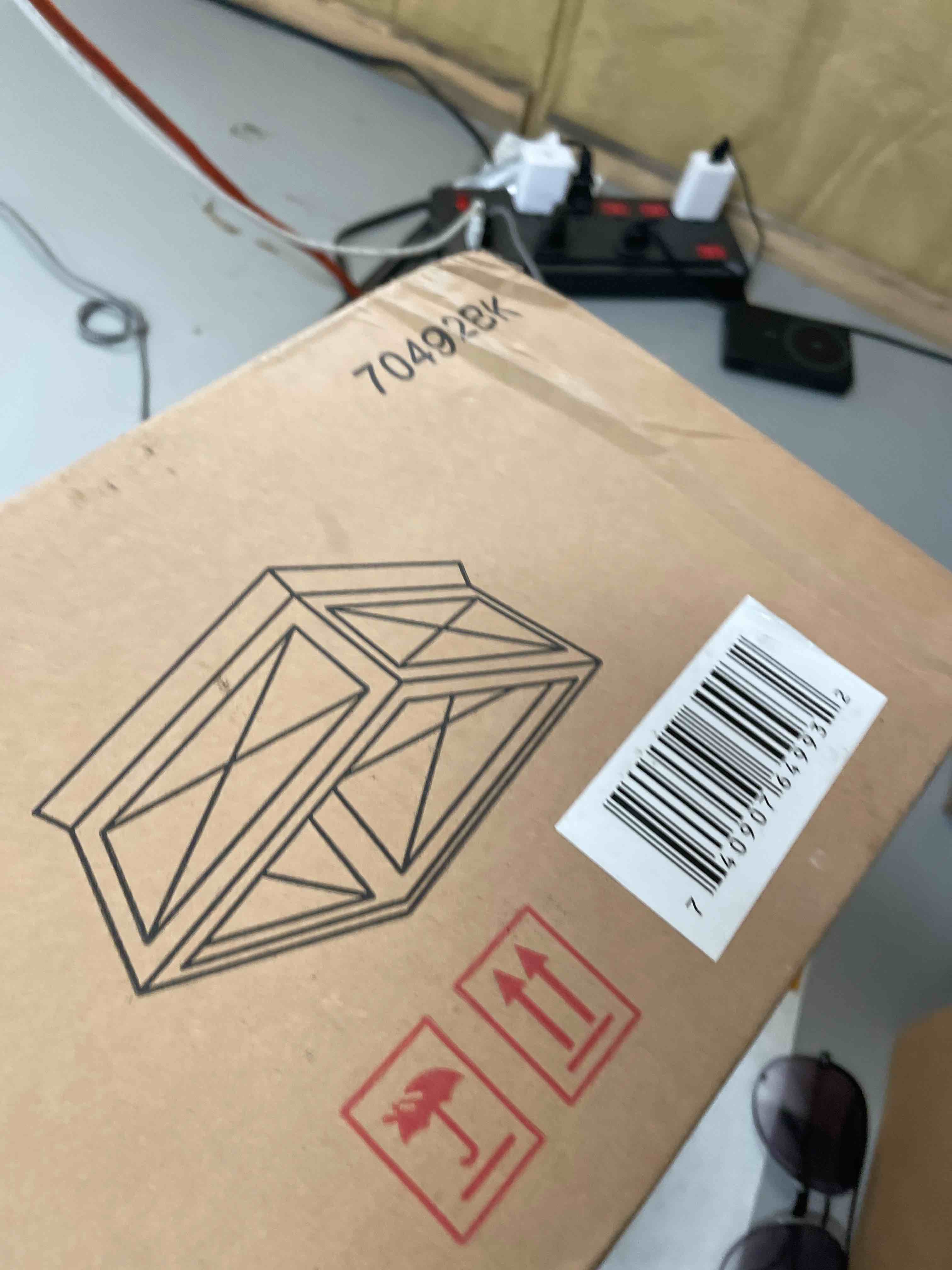 https://s3.amazonaws.com/lotting-images-prod/phillipi/BRN0477294_1733509544724.jpeg