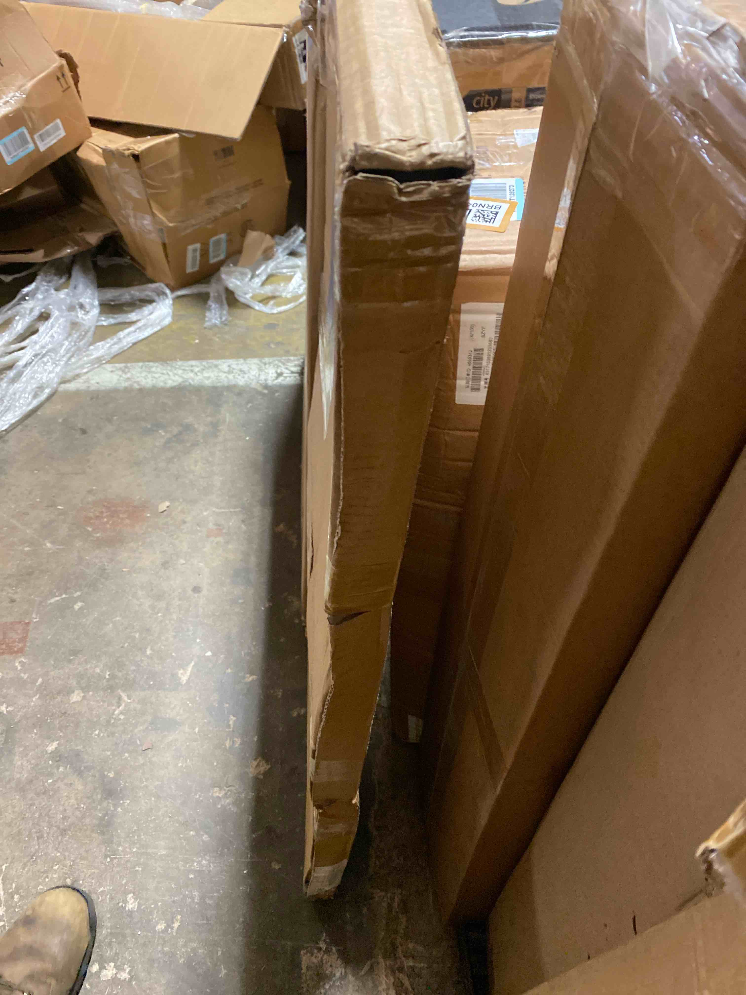 https://s3.amazonaws.com/lotting-images-prod/phillipi/BRN0477997_1732132748131.jpeg