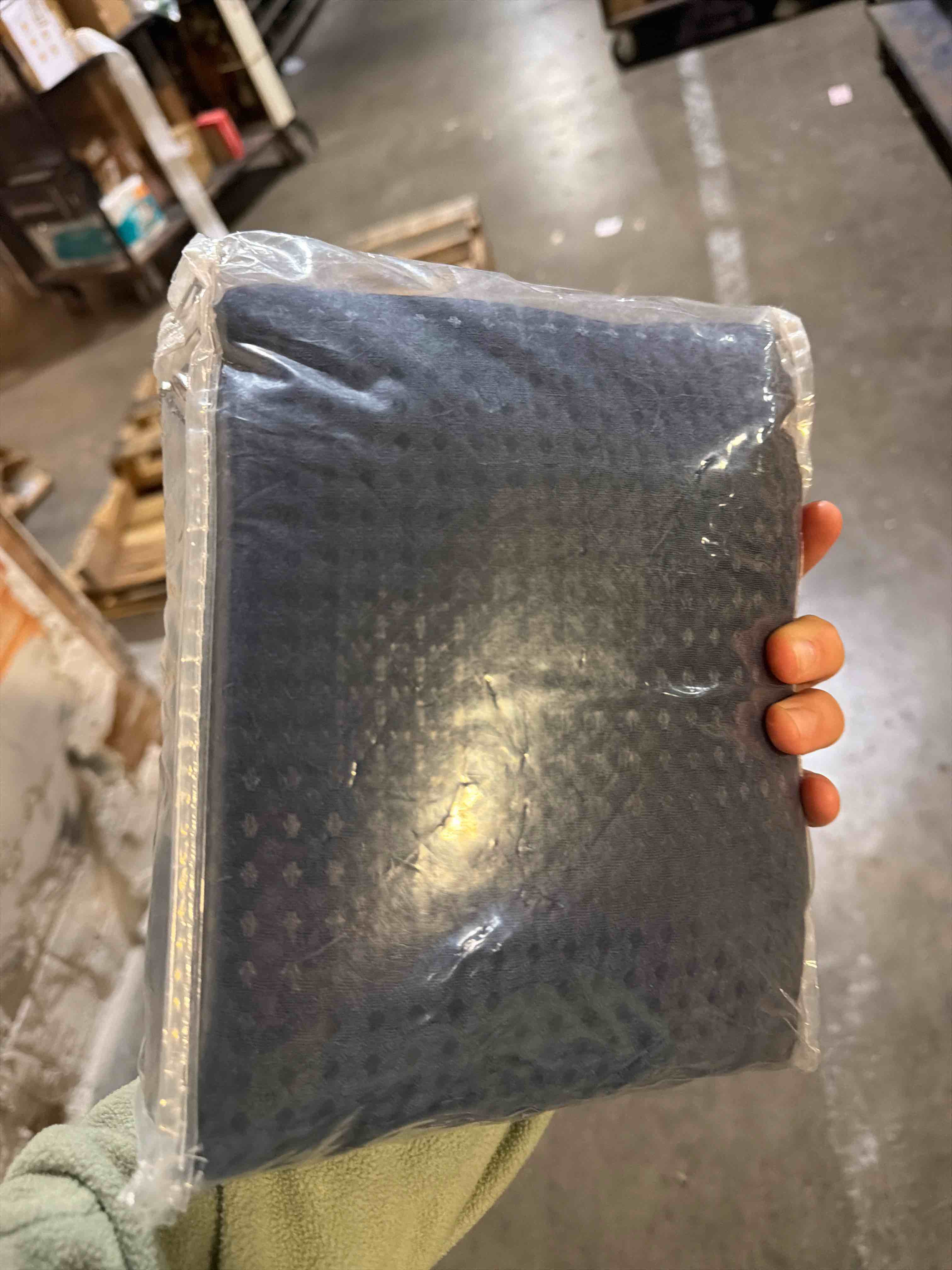 https://s3.amazonaws.com/lotting-images-prod/phillipi/BRN0478339_1789394586206.jpeg