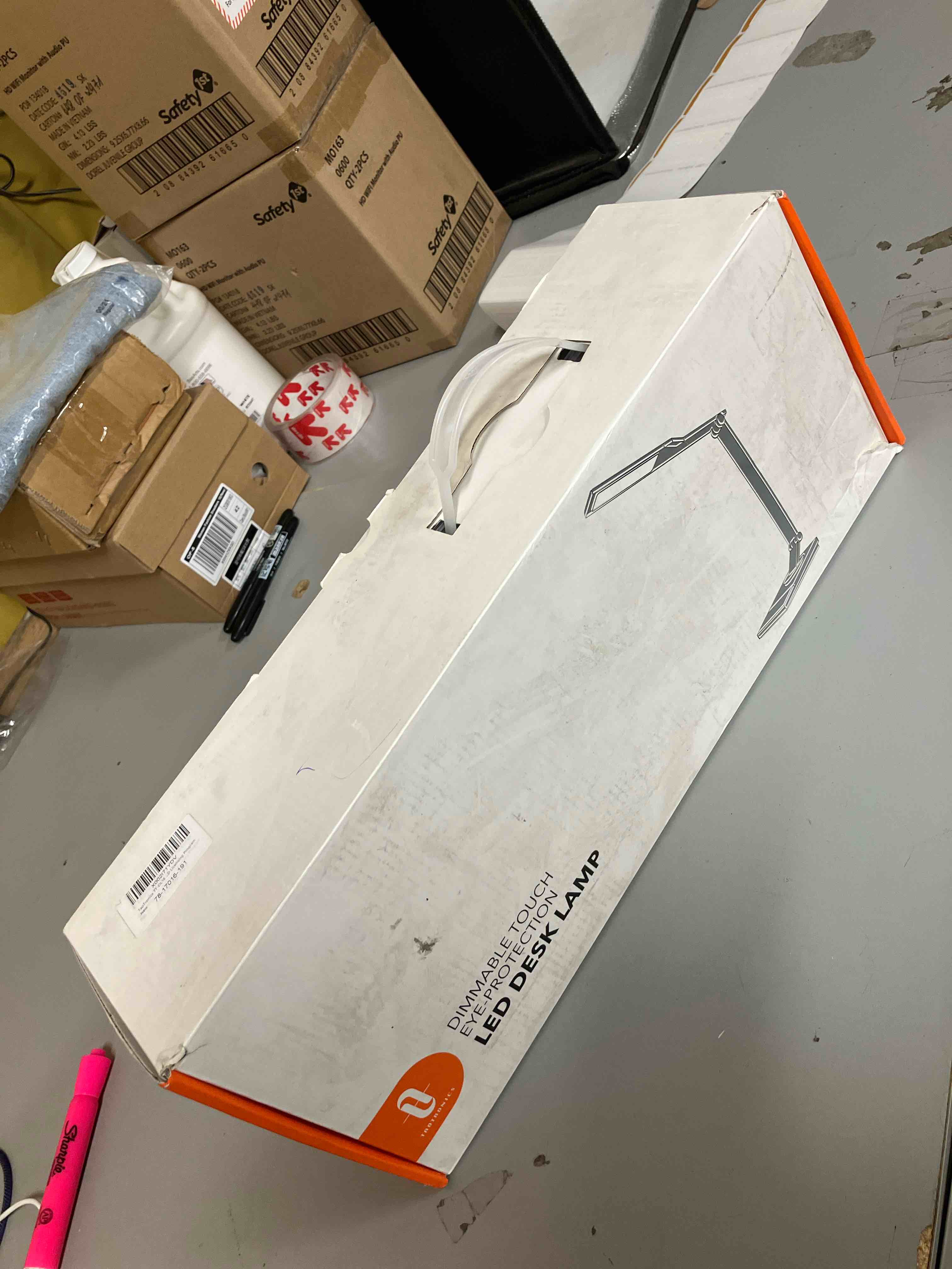 https://s3.amazonaws.com/lotting-images-prod/phillipi/BRN0479475_1737065386913.jpeg