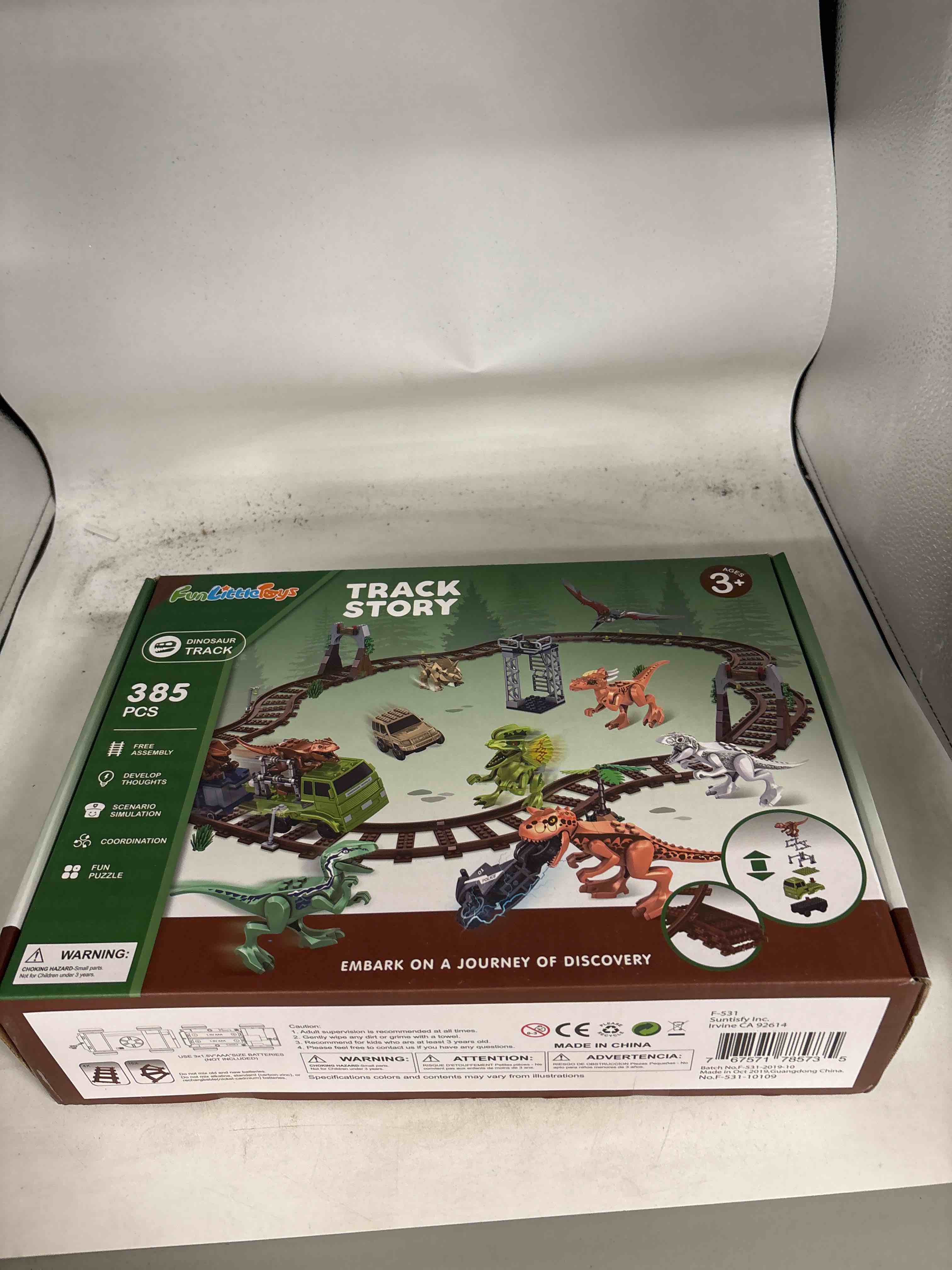 Fun Little Toys Dinosaur and Train Tracks Set 385pc