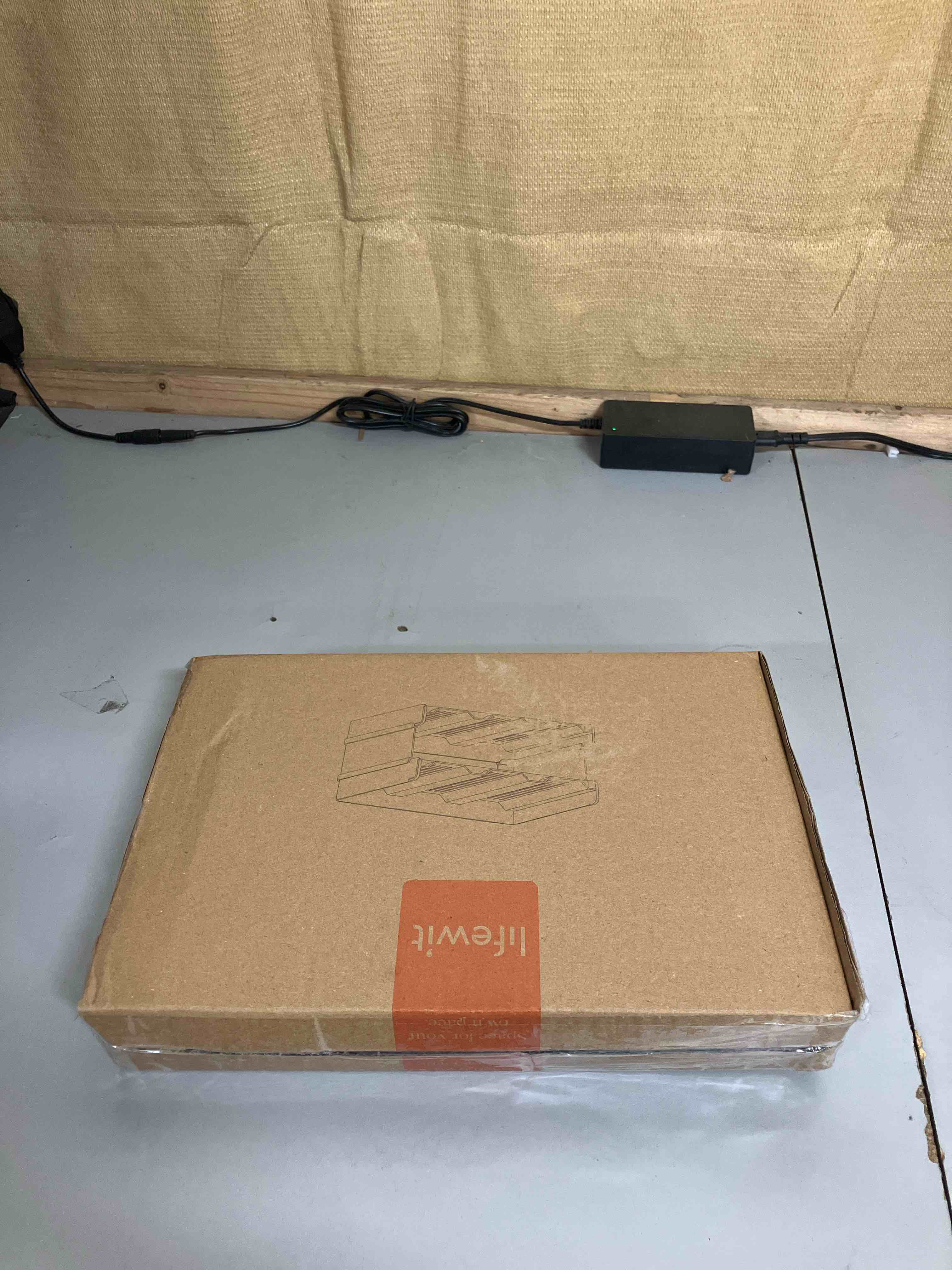 https://s3.amazonaws.com/lotting-images-prod/phillipi/BRN0480155_1740665621501.jpeg