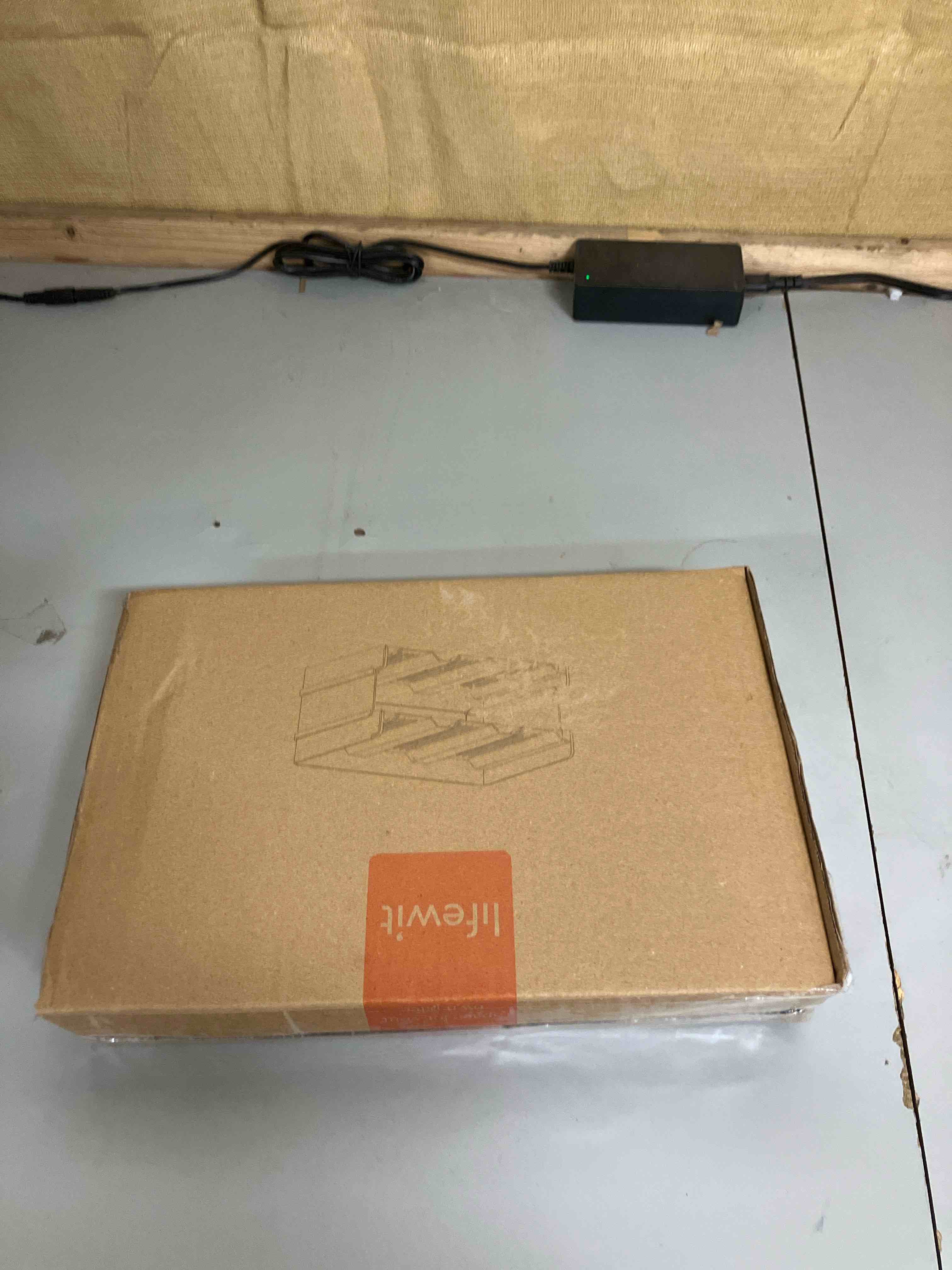 https://s3.amazonaws.com/lotting-images-prod/phillipi/BRN0480155_1740665622701.jpeg