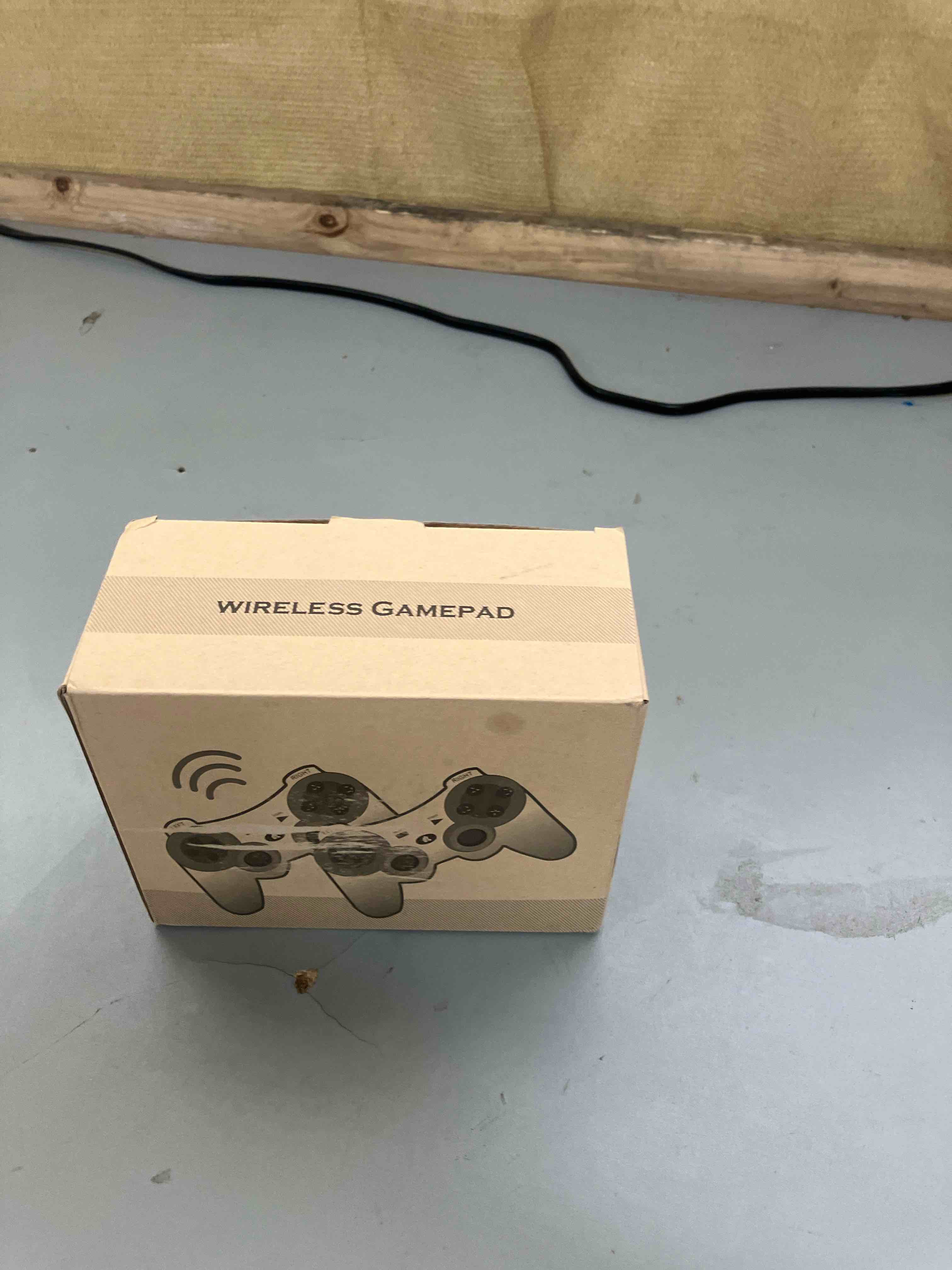 https://s3.amazonaws.com/lotting-images-prod/phillipi/BRN0480453_1740584359450.jpeg