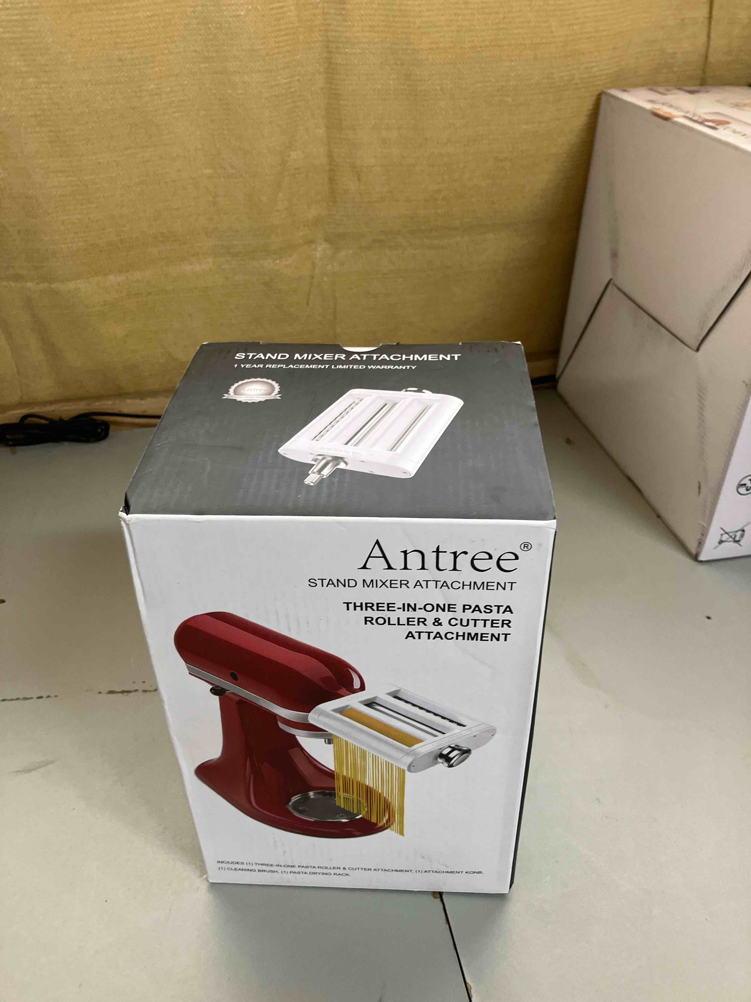 https://s3.amazonaws.com/lotting-images-prod/phillipi/BRN0480627_1740513987761.jpeg