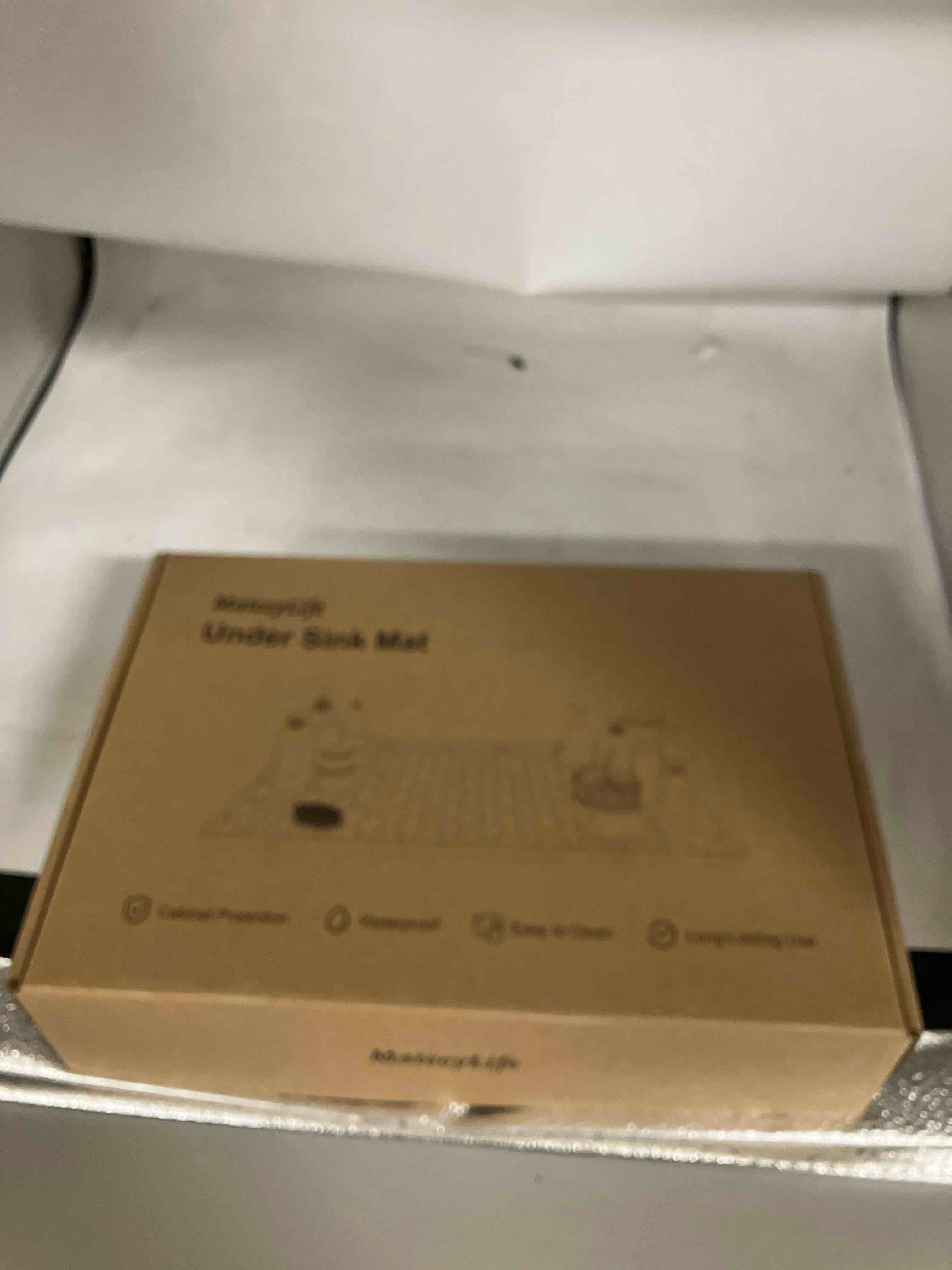 https://s3.amazonaws.com/lotting-images-prod/phillipi/BRN0480795_1740503548914.jpeg