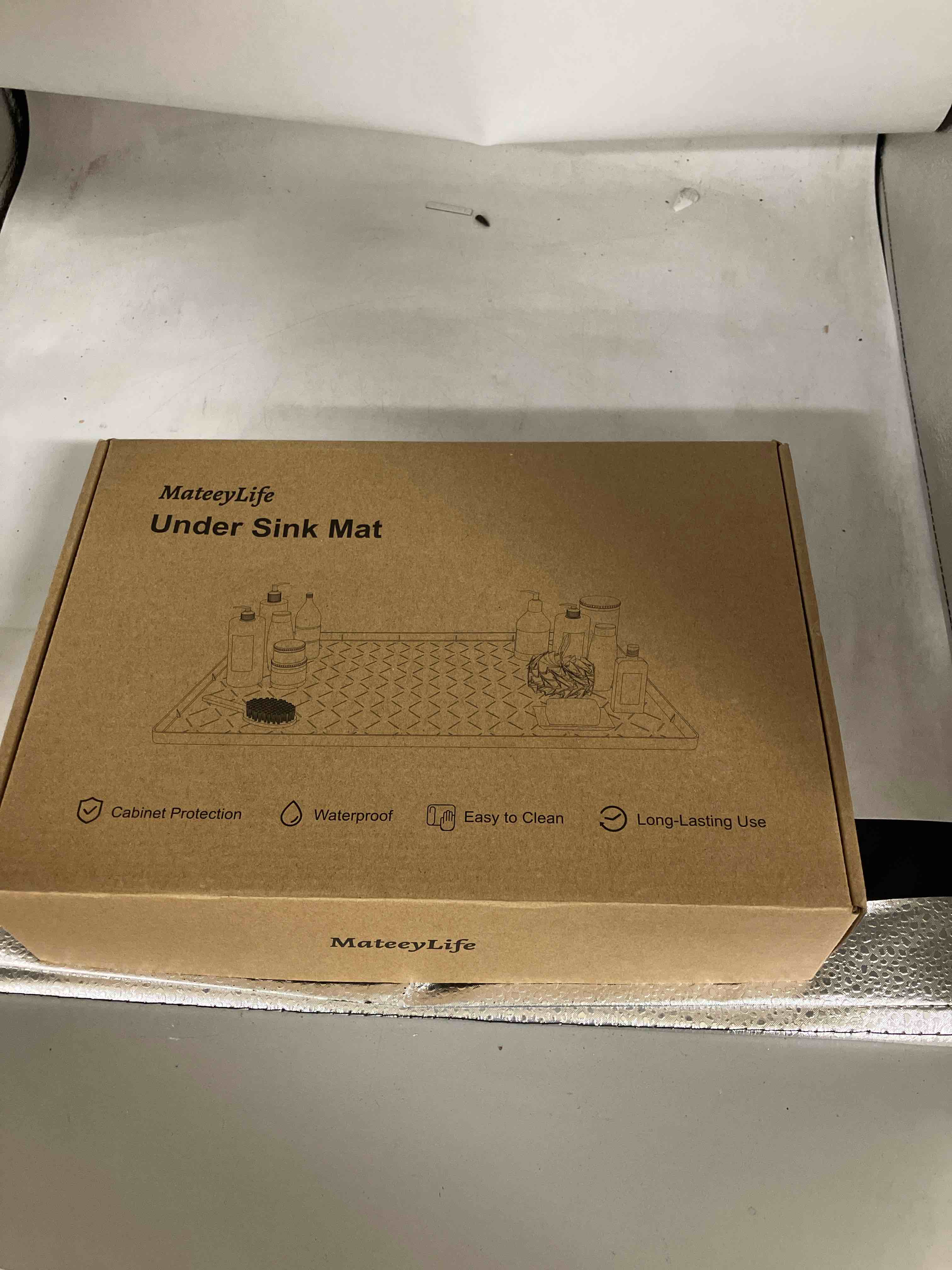 https://s3.amazonaws.com/lotting-images-prod/phillipi/BRN0480795_1740503553005.jpeg