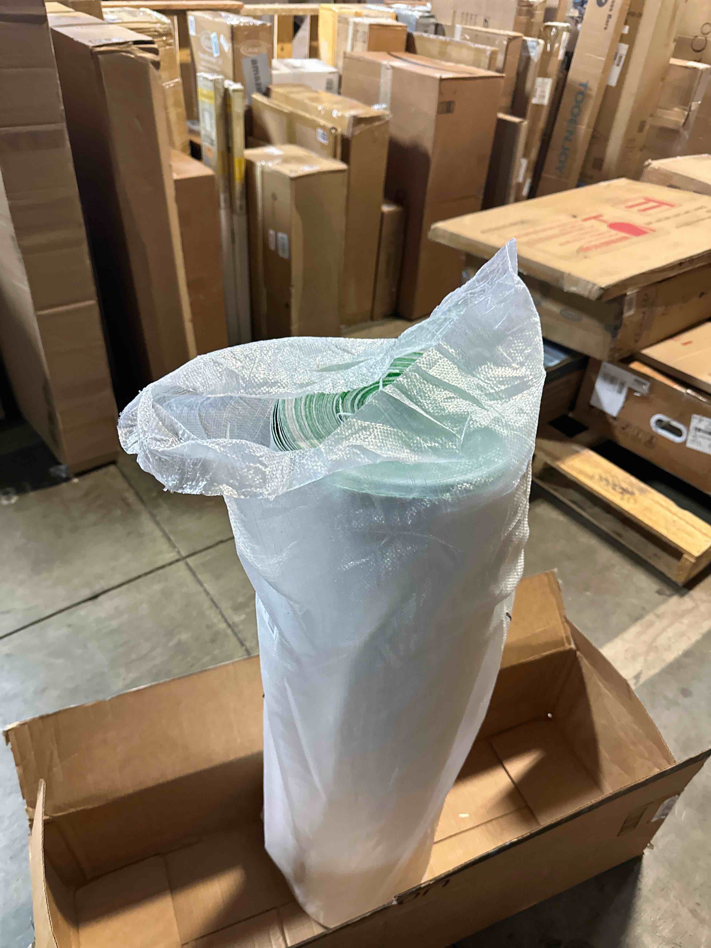 https://s3.amazonaws.com/lotting-images-prod/phillipi/BRN1312724_1760546952094.jpeg