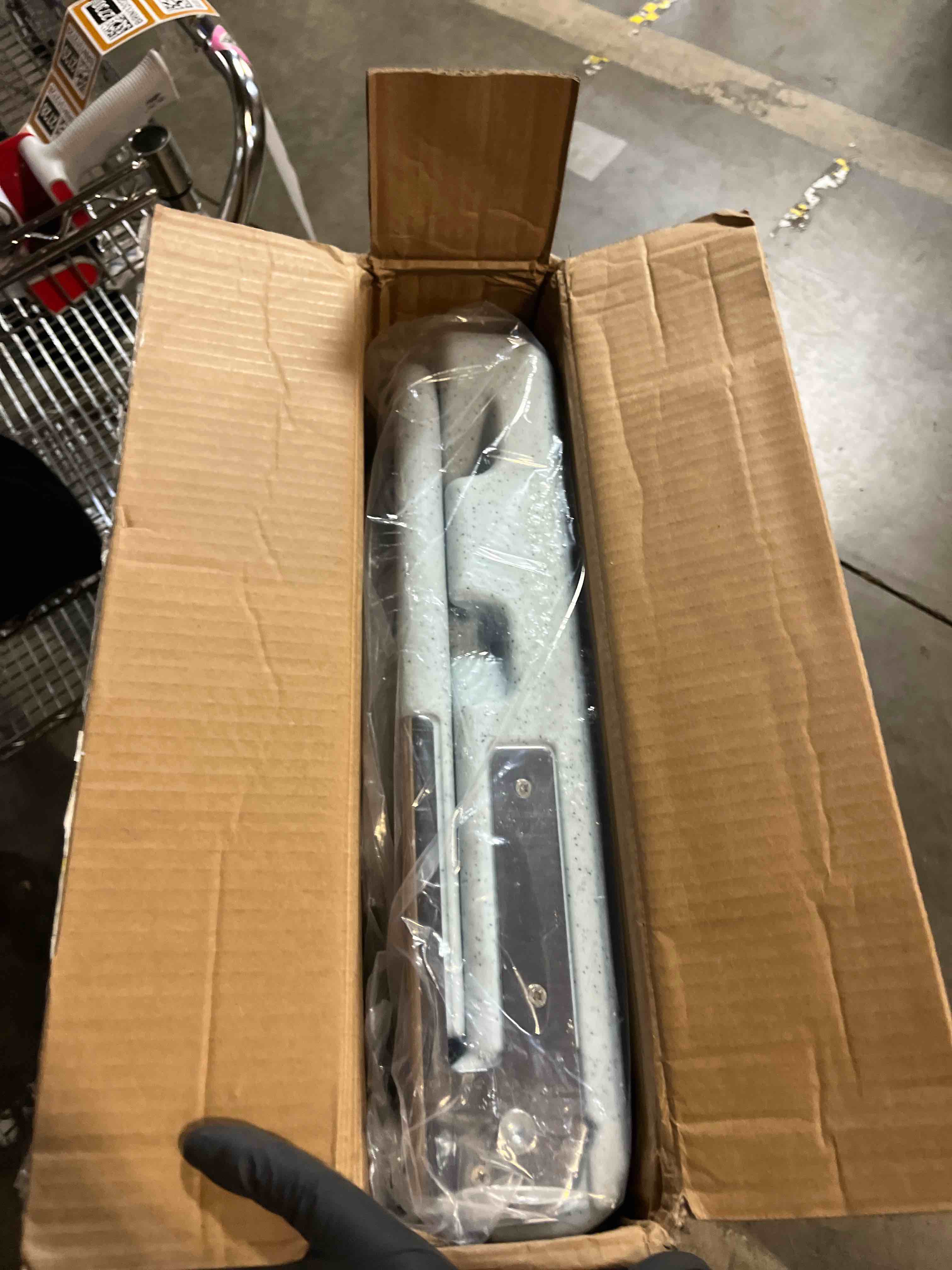 https://s3.amazonaws.com/lotting-images-prod/phillipi/BRN1312733_1760546185494.jpeg