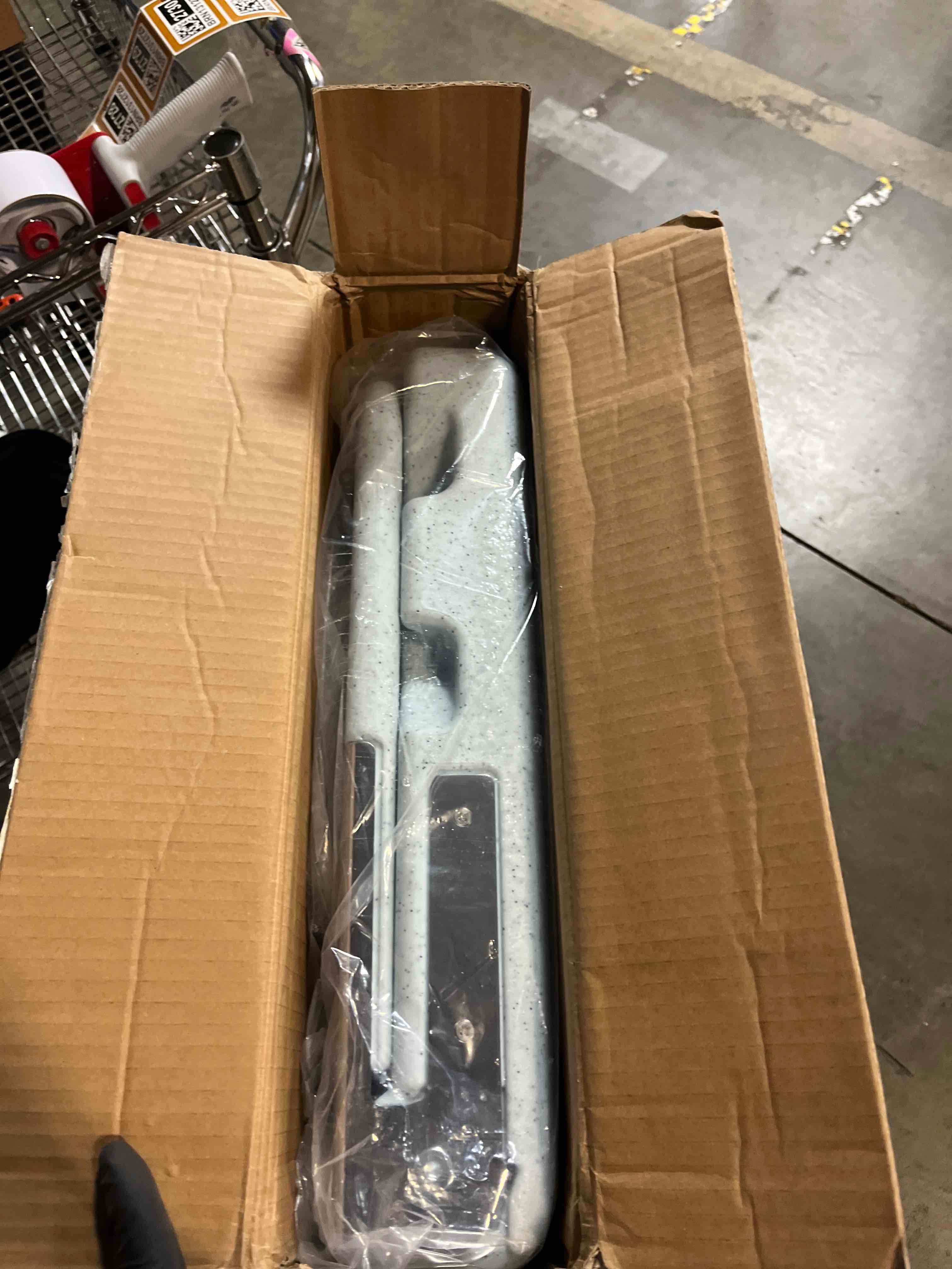 https://s3.amazonaws.com/lotting-images-prod/phillipi/BRN1312733_1760546186451.jpeg