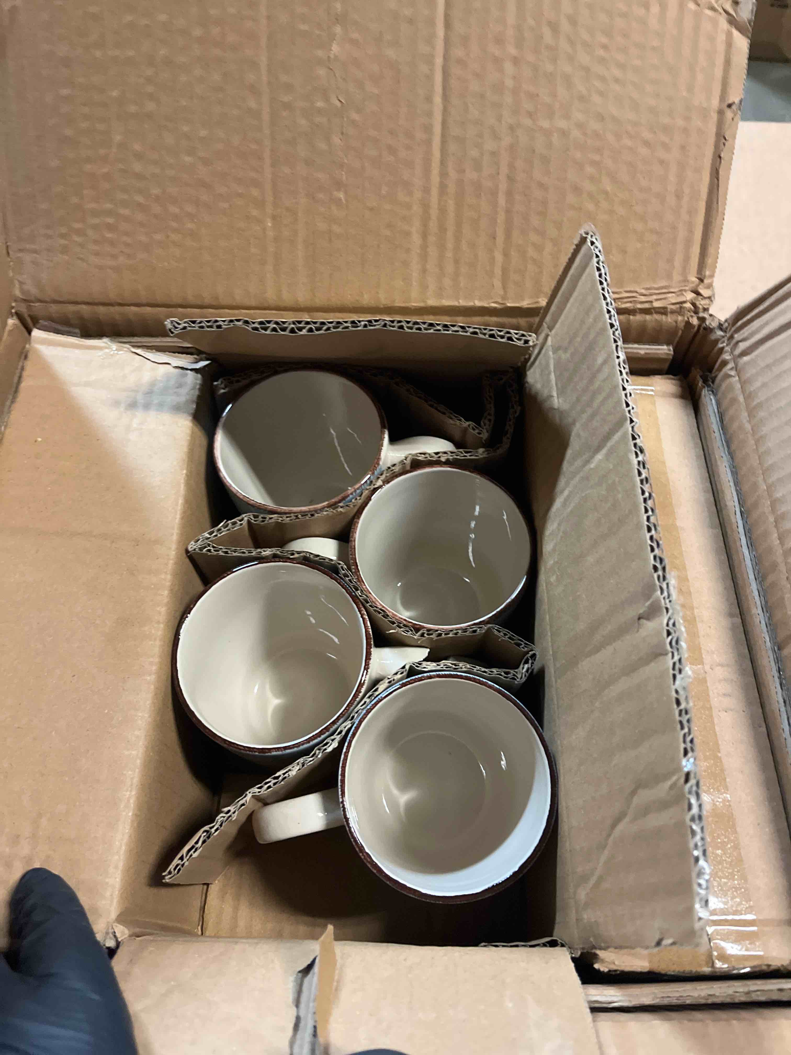 https://s3.amazonaws.com/lotting-images-prod/phillipi/BRN1312754_1760544511660.jpeg