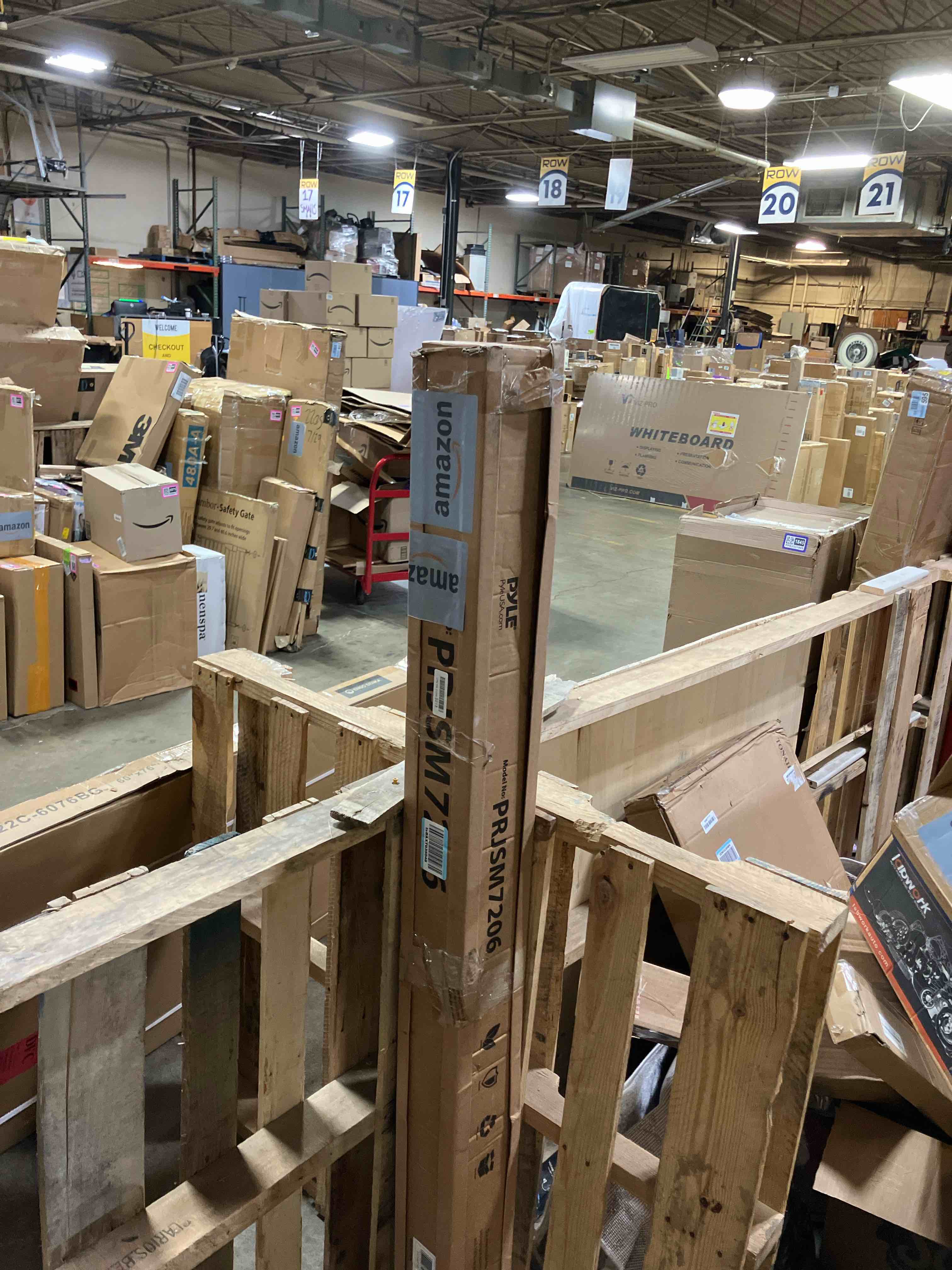 https://s3.amazonaws.com/lotting-images-prod/phillipi/BRN1312782_1760554556563.jpeg