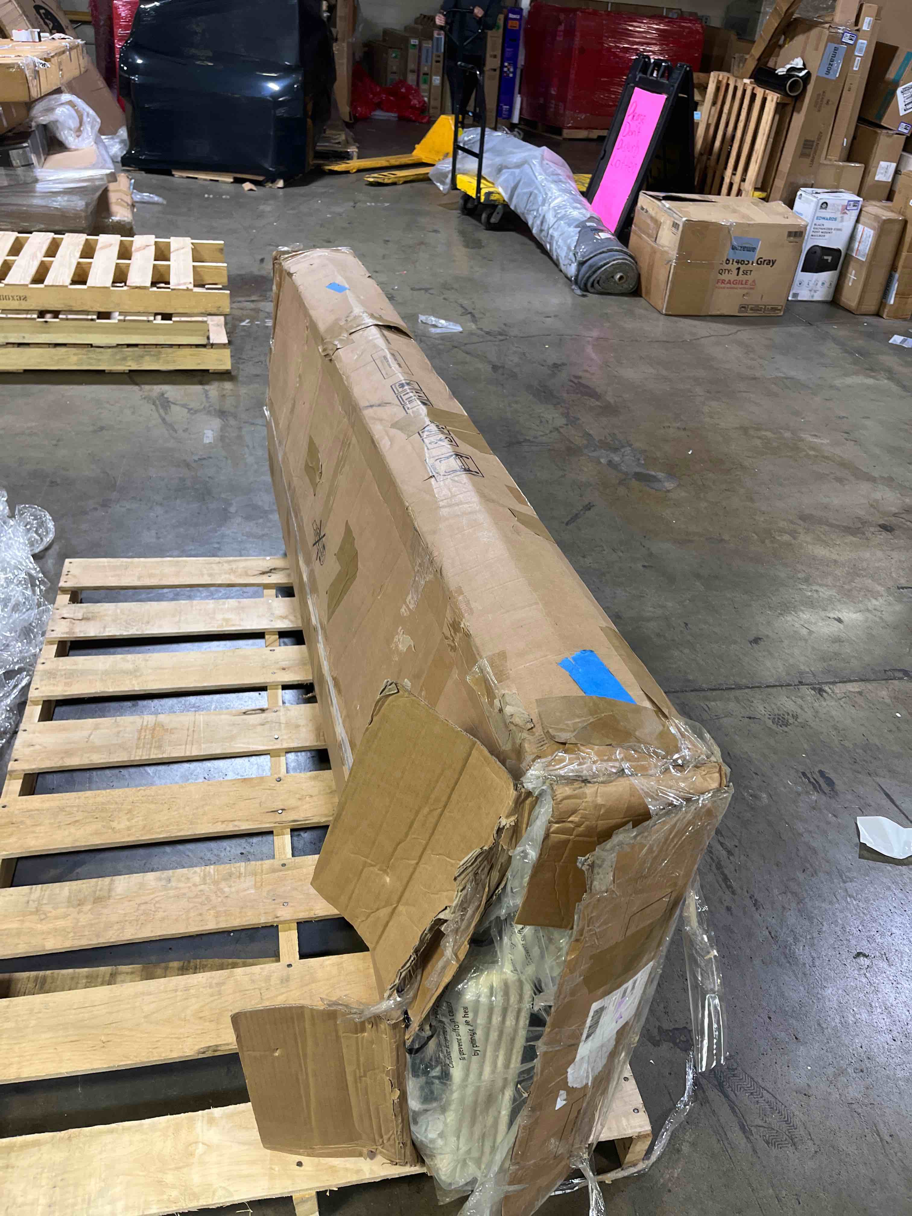 https://s3.amazonaws.com/lotting-images-prod/phillipi/BRN1312871_1761161102668.jpeg