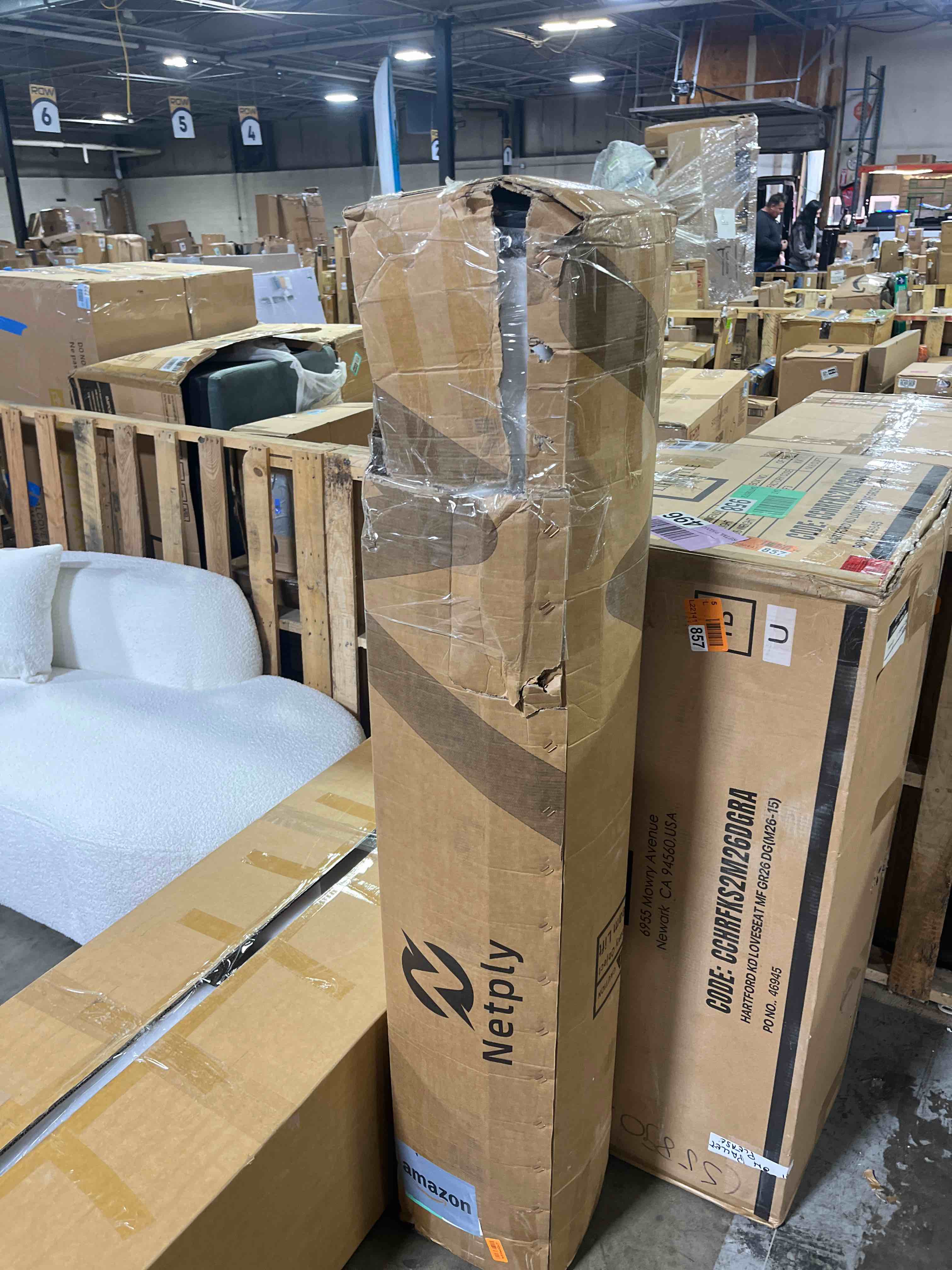 https://s3.amazonaws.com/lotting-images-prod/phillipi/BRN1312888_1761151017674.jpeg