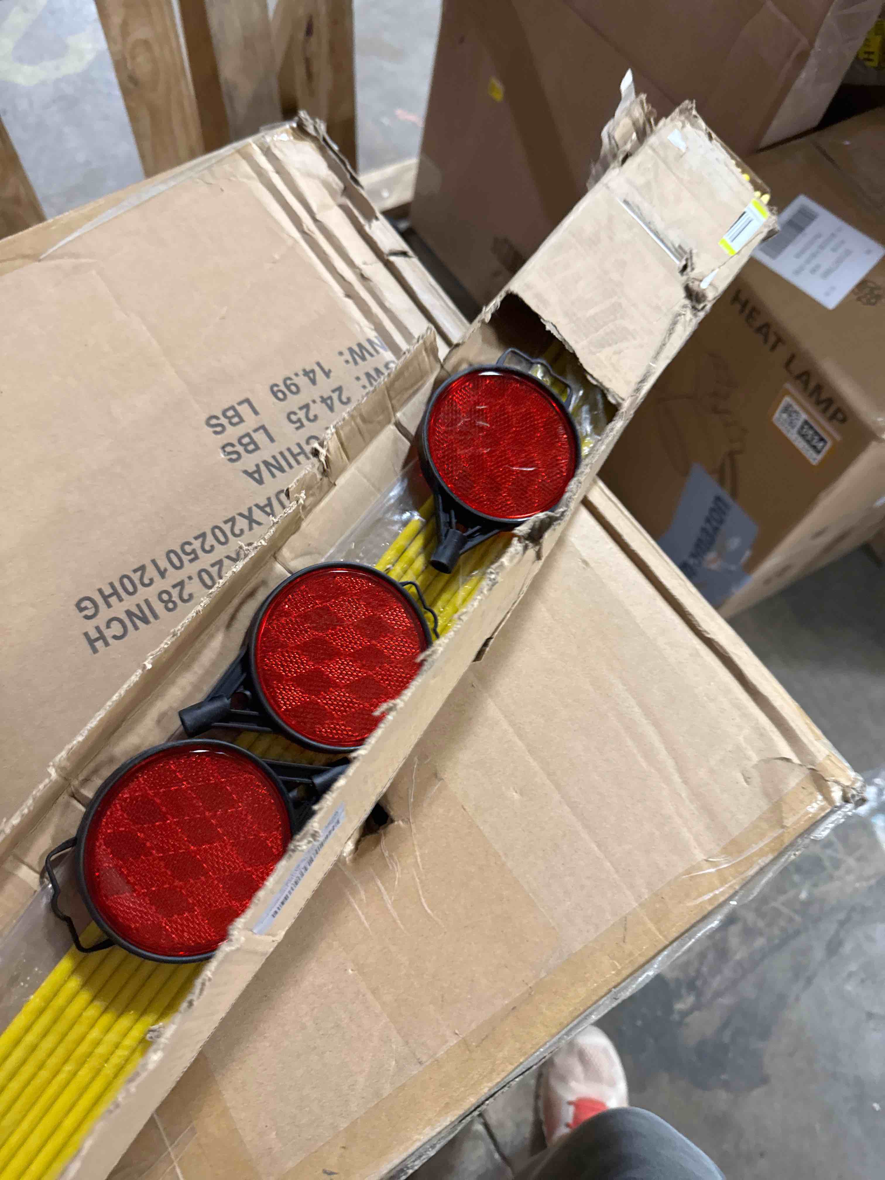 Condition photo showing Good Condition for Orange Driveway Reflectors, Reflective Driveway Markers, 2-Way reflector,Snow Markers for Driveway 43 Inch Fiberglass Rod(Pack of 8)