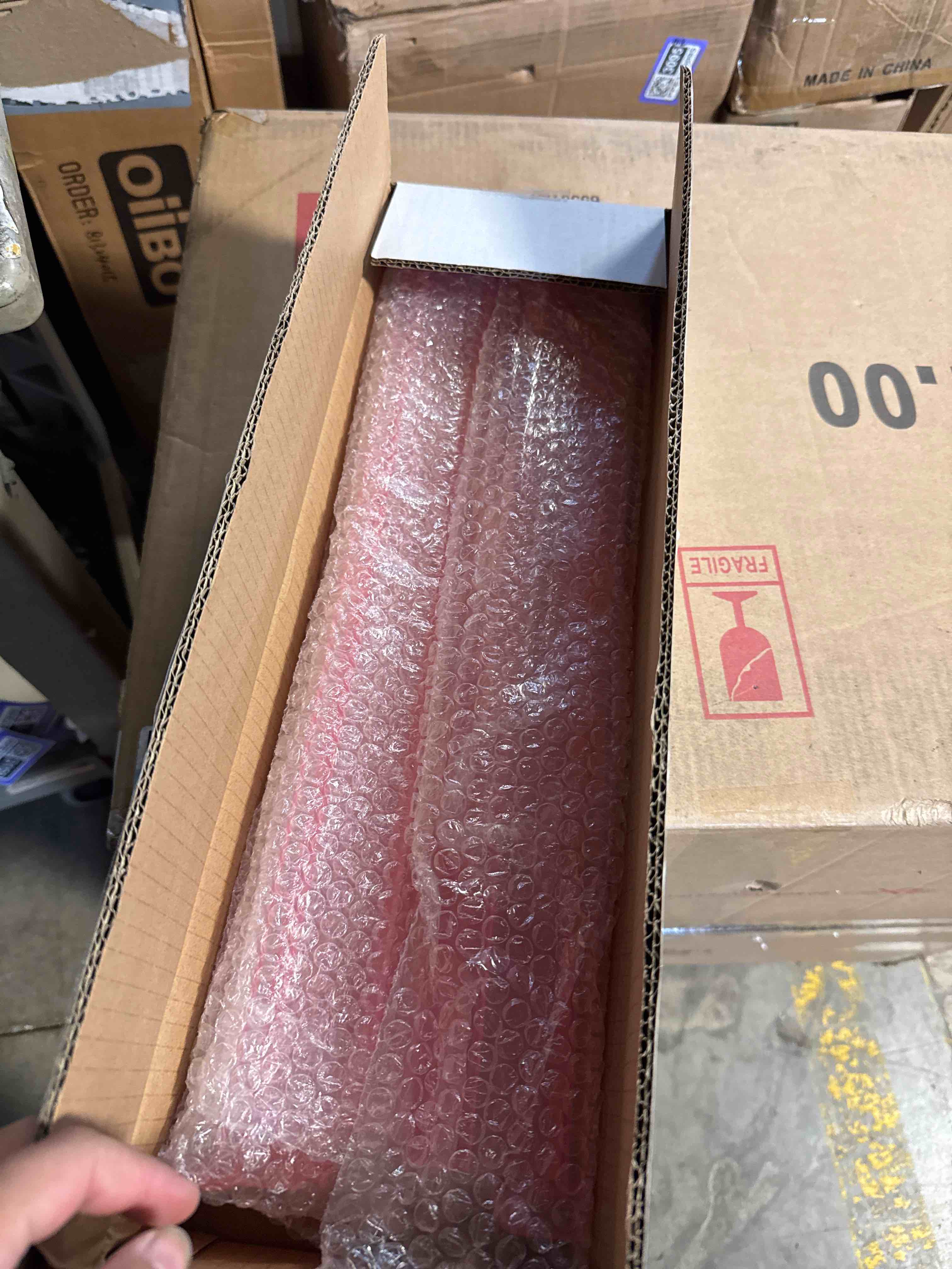 Condition photo showing New/Like New for Mahjong Racks with Pushers 4PCS Set Majiang Tile Holder Acrylic Mahjong Racks Accessories and Gifts Pink