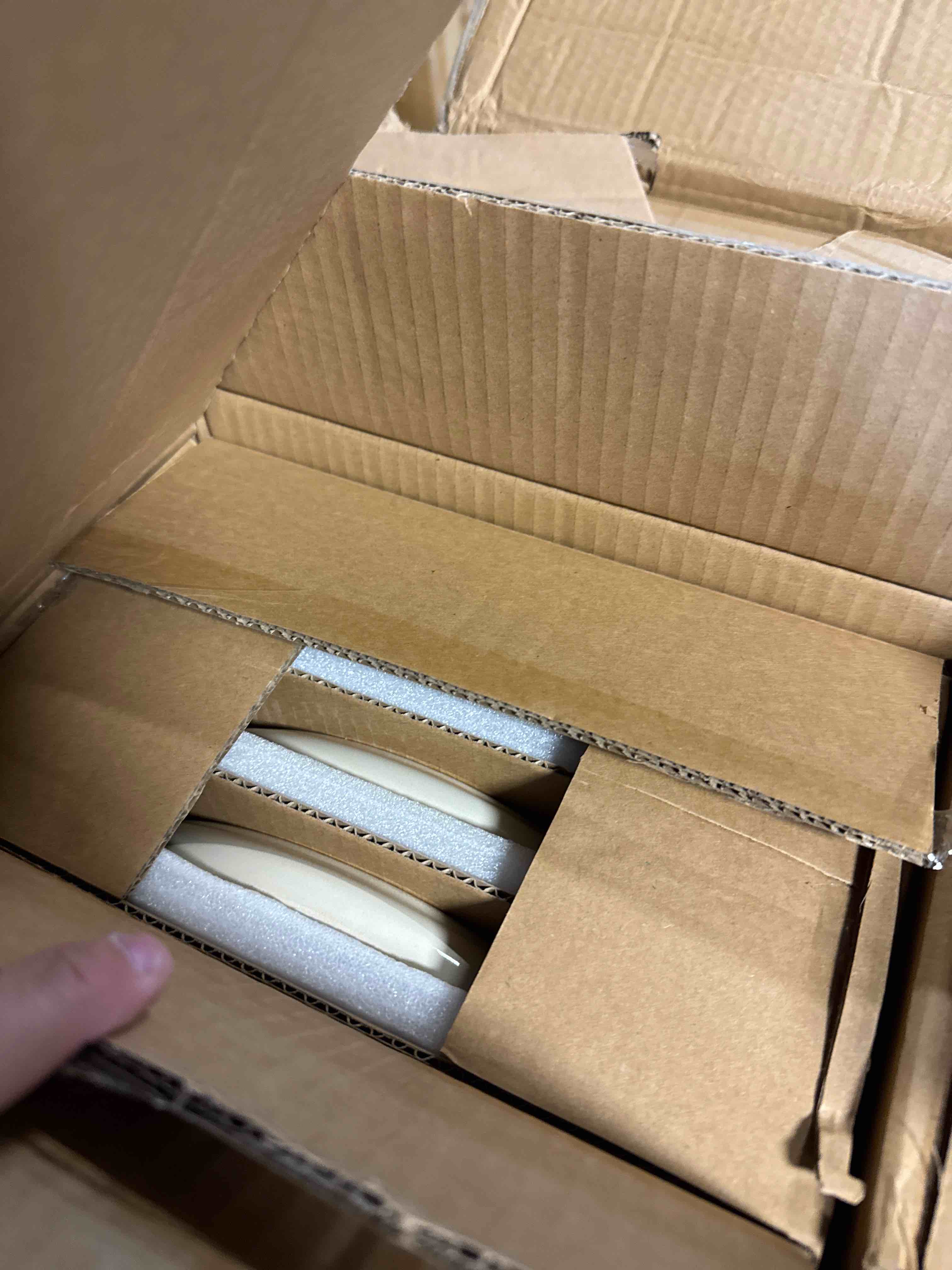 Condition photo showing New/Like New for AmorArc Stoneware Dinnerware Sets,Round Reactive Glaze Ceramic Plates and Bowls Sets,Highly Scratch Resistant | Dishwasher & Microwave Safe,Service for 8 Dishes Set (24pc) Pearled Ivory Service for 8