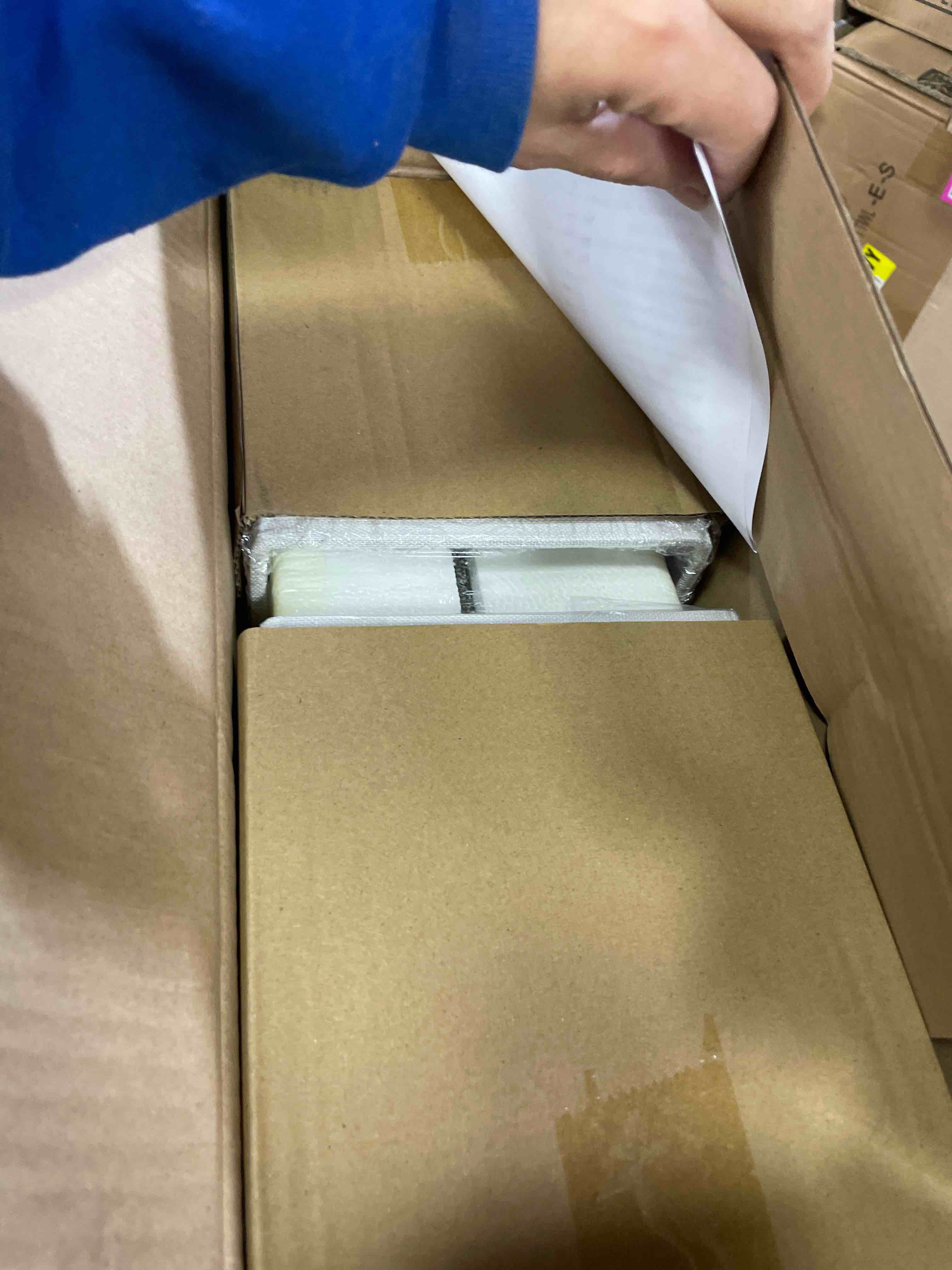 Condition photo showing New/Like New for 21" Touch Bedside lamps with 2 USB & AC Outlets, 3-Way Dimmable Bedside Table Lamps Set of 2 for Bedroom Living Room Office Reading, White Shade Lamps for Night Stands, 2700K LED Bulbs Included (2 Pack)White Linen & Brown (Base)-2700K Bulbs Included