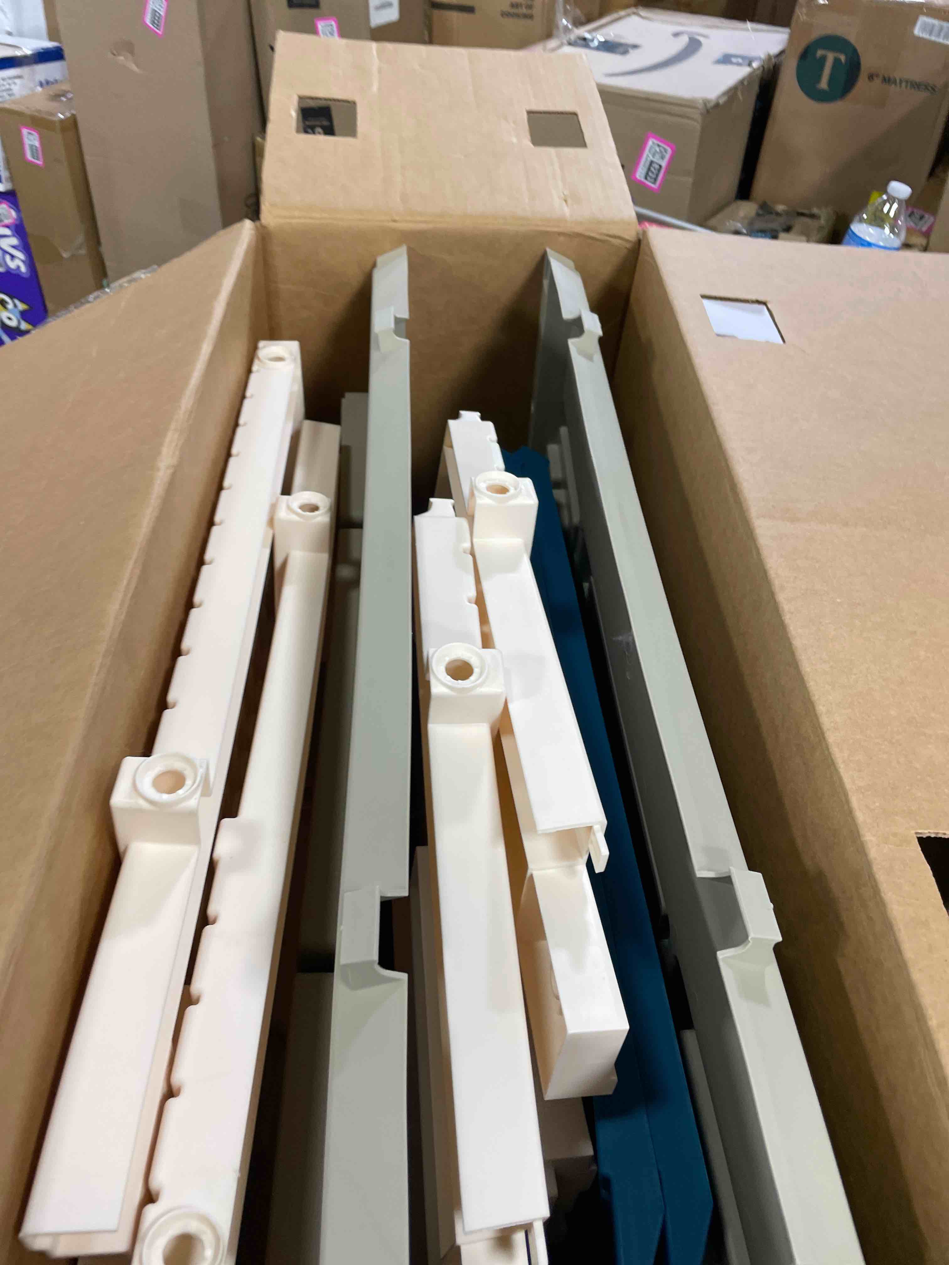 Condition photo showing New/Like New for Little Tikes Small Cape Cottage Refresh Playhouse - Blue