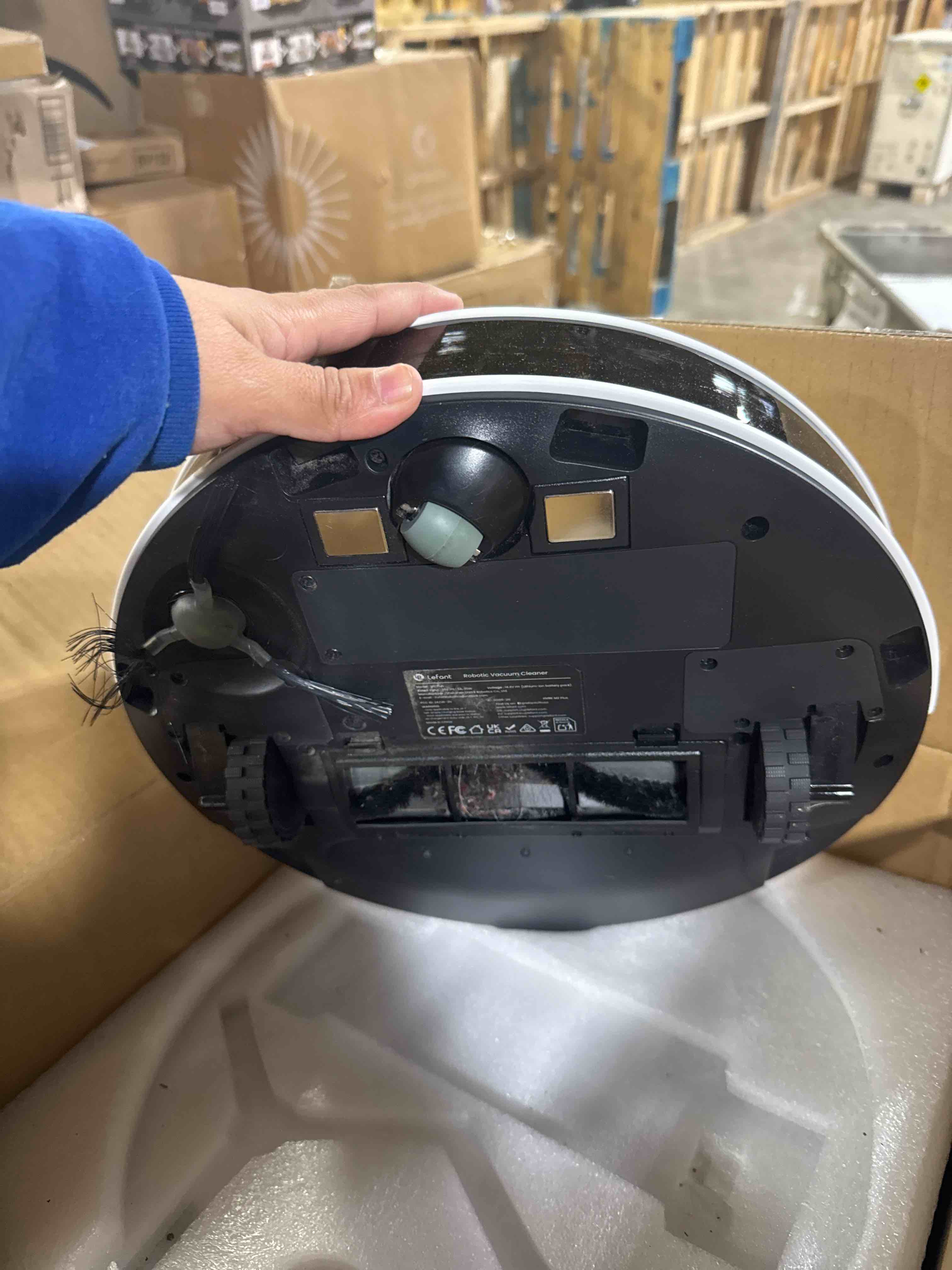 Condition photo showing Good Condition for Lefant LiDAR Robot Vacuum and Mop,75-Day Self-Emptying,6000Pa Powerful Suction,Customized Cleaning,Home Mapping, 140 Min Runtime, Roller Brush for Carpet,2.4G/5G WiFi/Alexa/APP/iWatch,M2 Plus M2 PLUS-W ( USED)