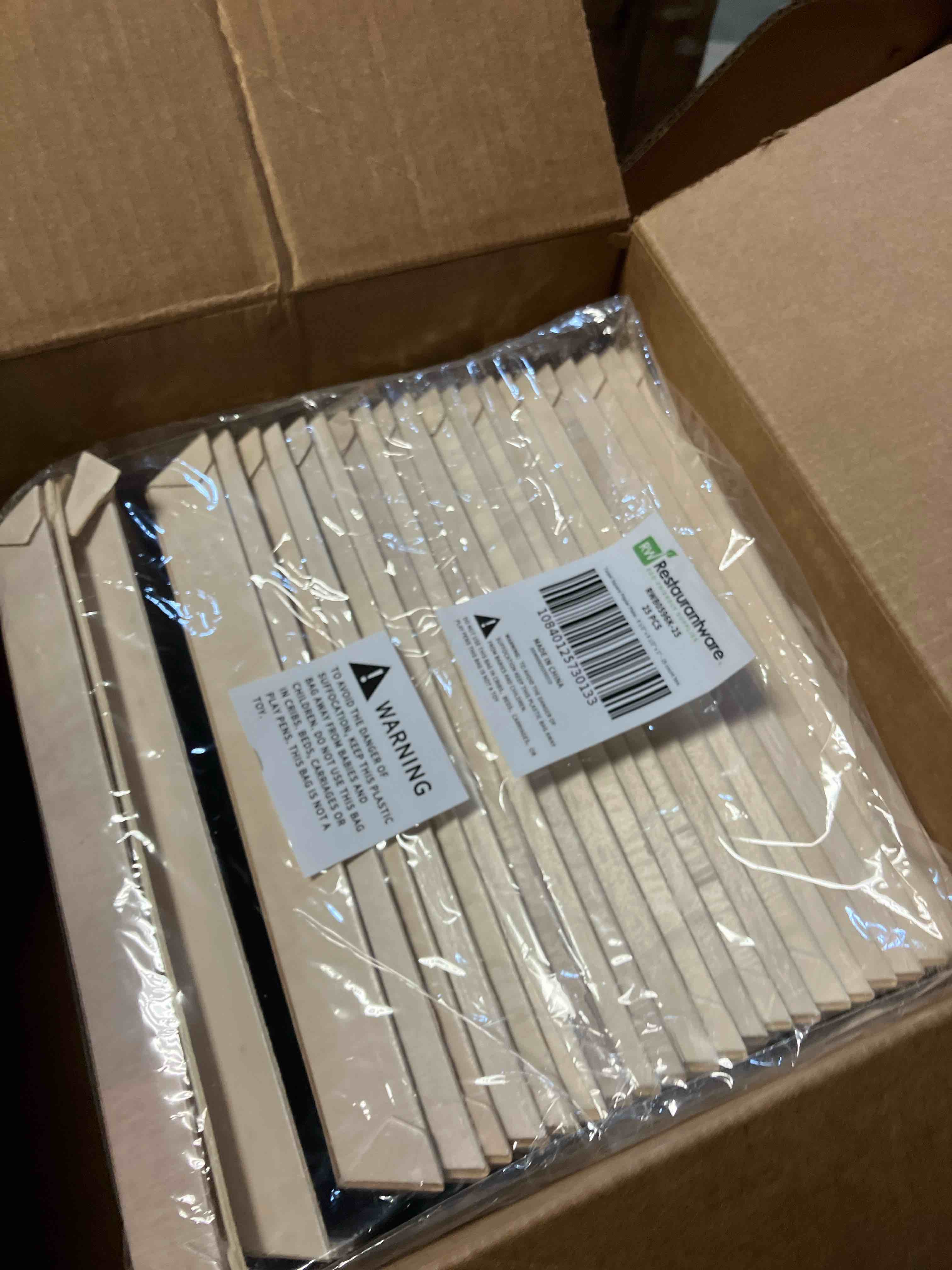 Condition photo showing New/Like New for SQUARE POPLAR PLATE  9 1/2" x 9 1/2" x 1" 25 pcs