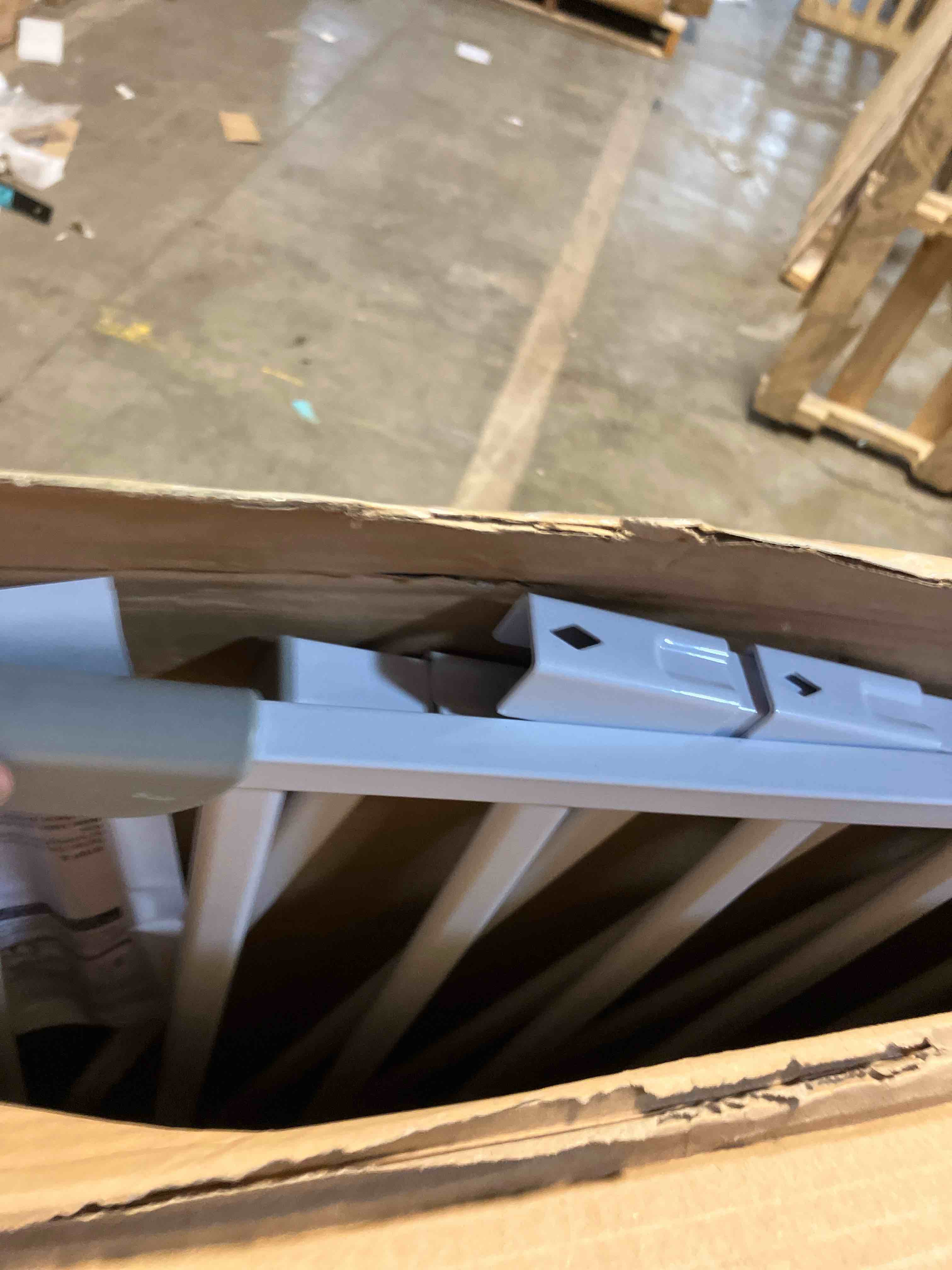 Condition photo showing Good Condition for 41" Tall Safety Pet Gate,Adjustable 29.92"-43.71" Wide,No Drilling Pressure Mount Kit,Auto Close Cat Gate Suitable for Stairs,Doorways,White (29.92"-43.71" W) White 29.92"-43.71"W