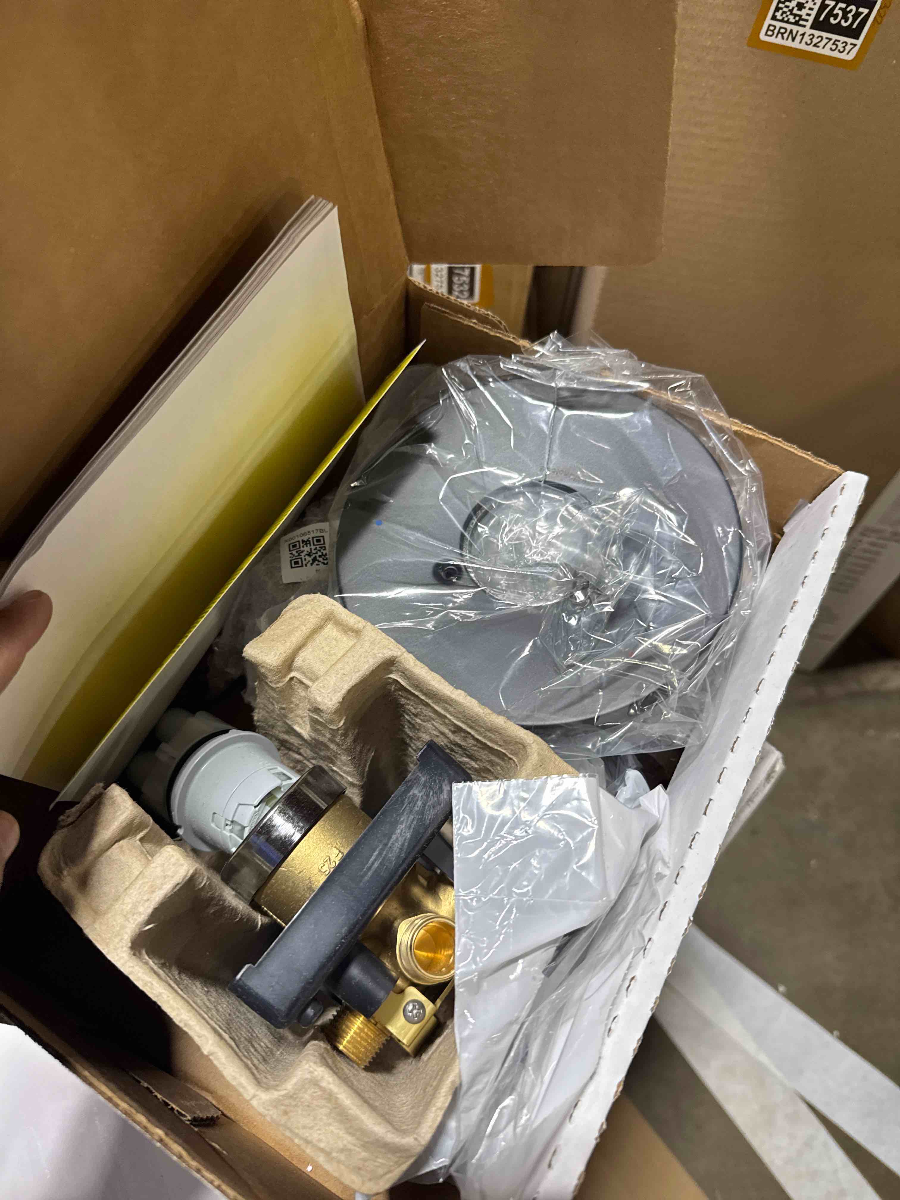 Condition photo showing Good Condition for DELTA 142749-BL Nicoli Tub Shower, Matte Black