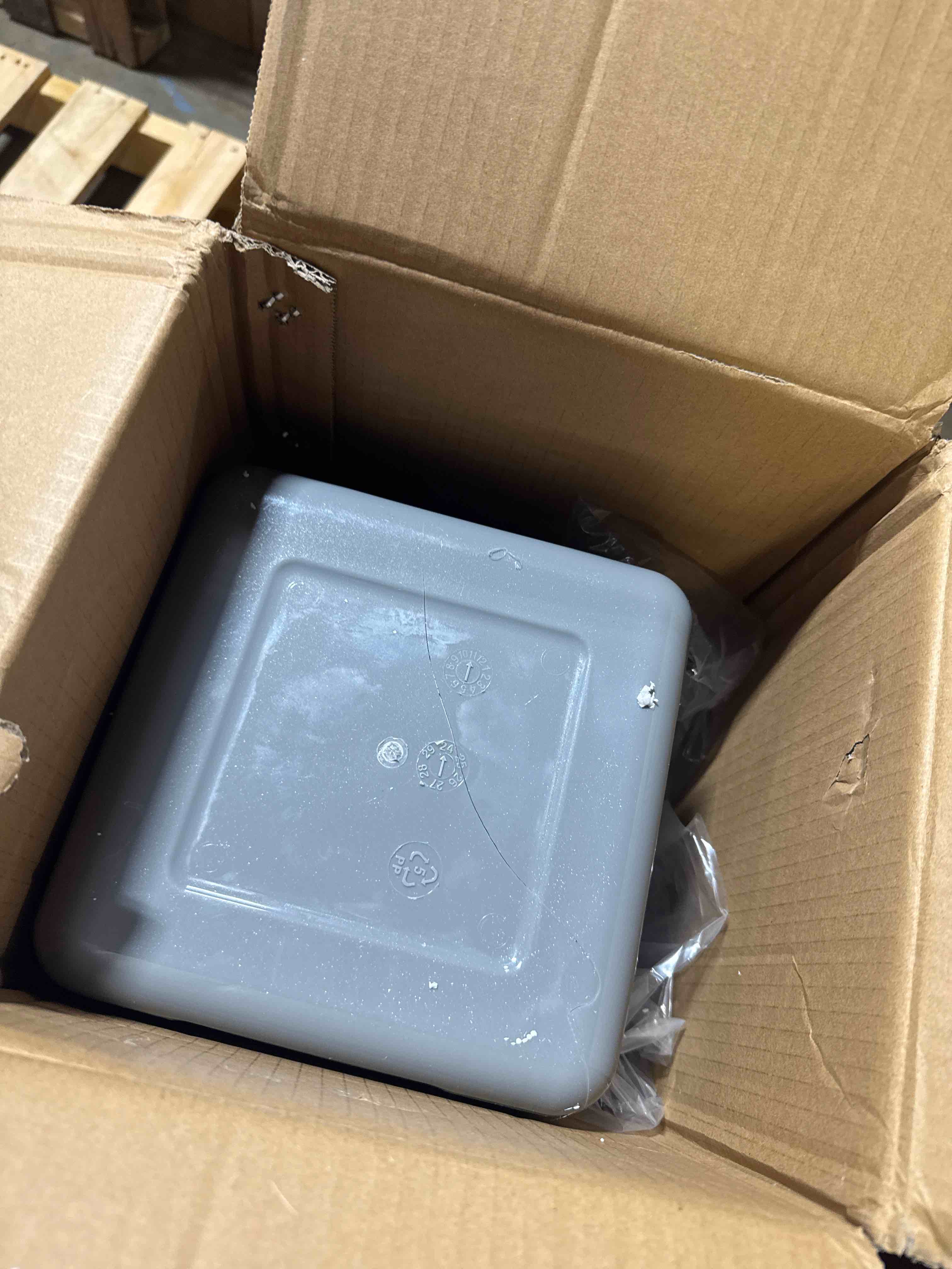 Condition photo showing Good Condition for VEVOR Pull-Out Trash Can, x2 Double Under Mount Kitchen Waste Container, Heavy Duty Garbage Recycling Bin with Door Kit and Soft Close Slide, for Kitchen Cabinet, Sink, Under Counter (Grey)