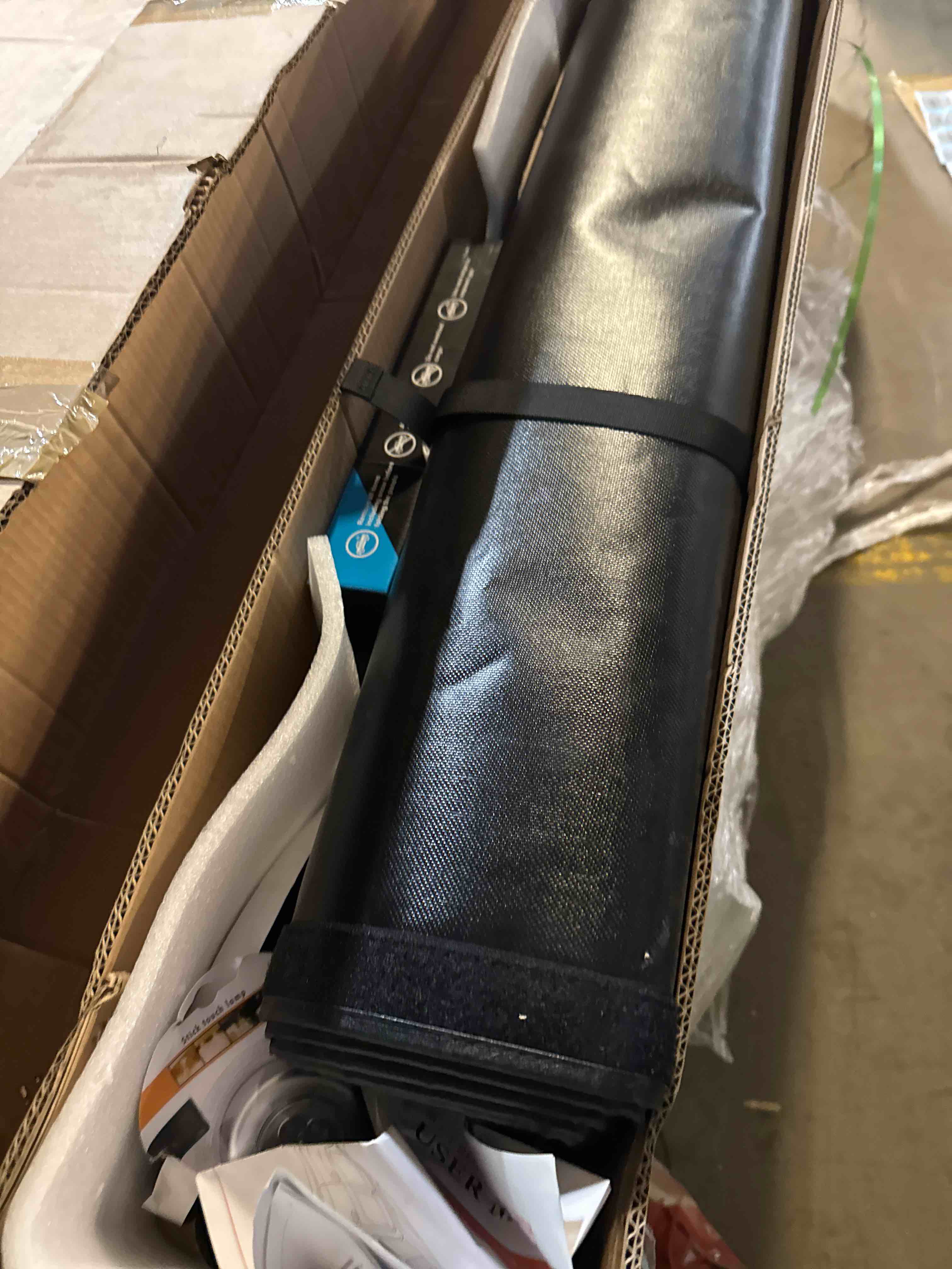 Condition photo showing New/Like New for 6.5FT Soft Roll Up Truck Pickup Bed Tonneau Cover for 1997 1998 1999 2000 2001 2002 2003 2004 Dodge Dakota 6.5 Ft (78") Fleetside Bed Waterproof and Easy Installation