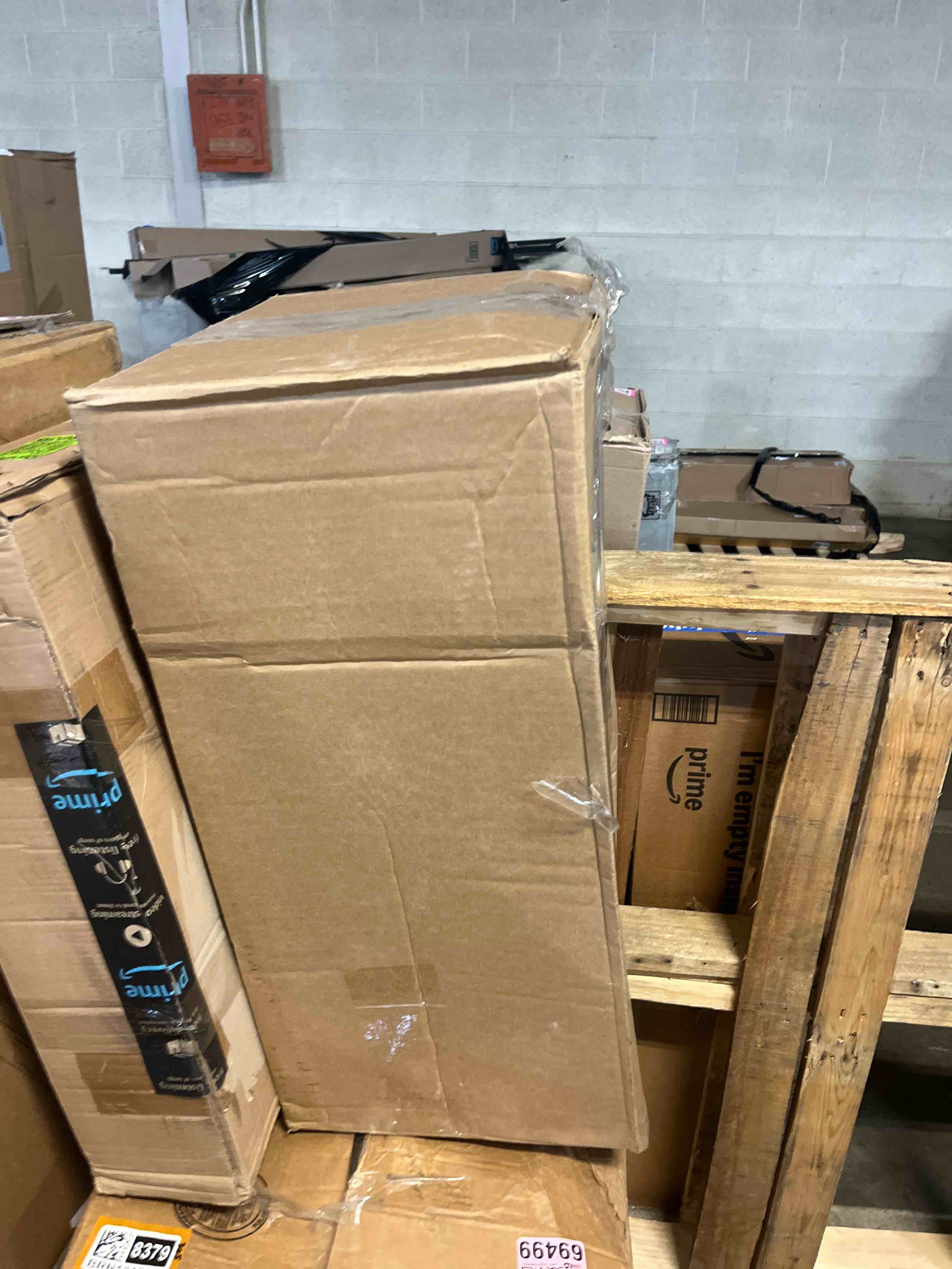 https://s3.amazonaws.com/lotting-images-prod/phillipi/BRN1318382_1755872697633.jpeg