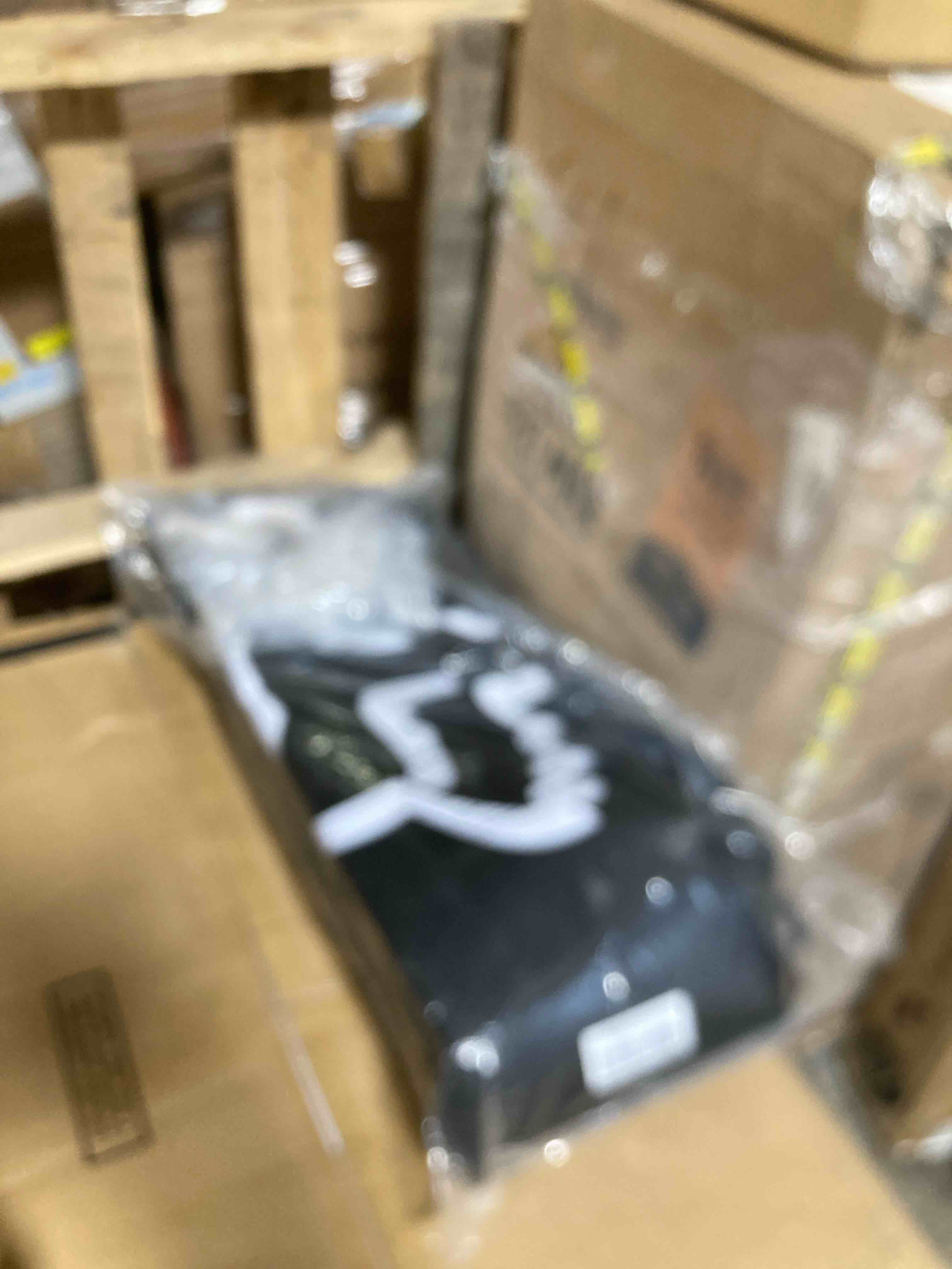 https://s3.amazonaws.com/lotting-images-prod/phillipi/BRN1318536_1757623955946.jpeg