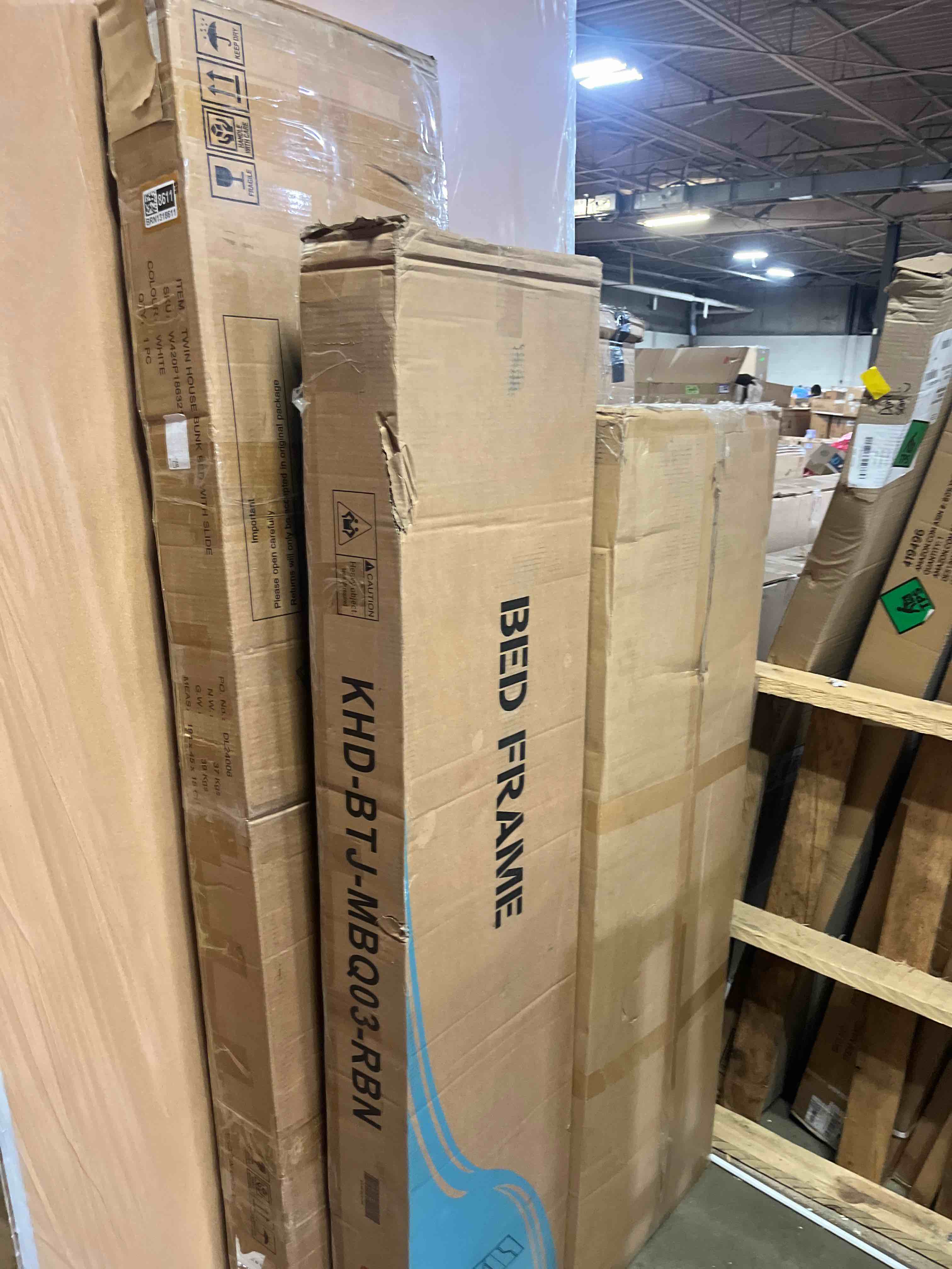 https://s3.amazonaws.com/lotting-images-prod/phillipi/BRN1318609_1758209178047.jpeg