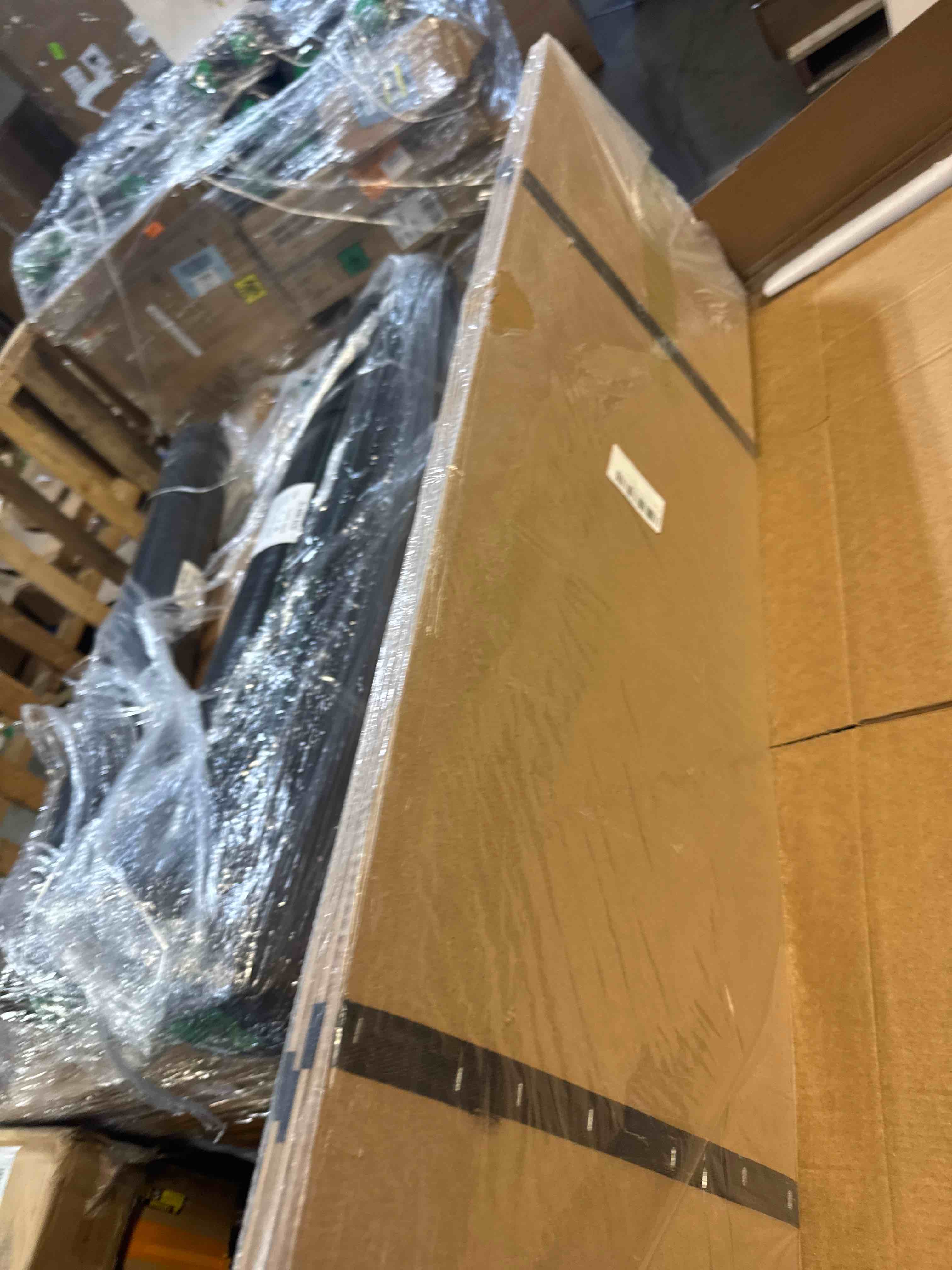 https://s3.amazonaws.com/lotting-images-prod/phillipi/BRN1318632_1758288281356.jpeg