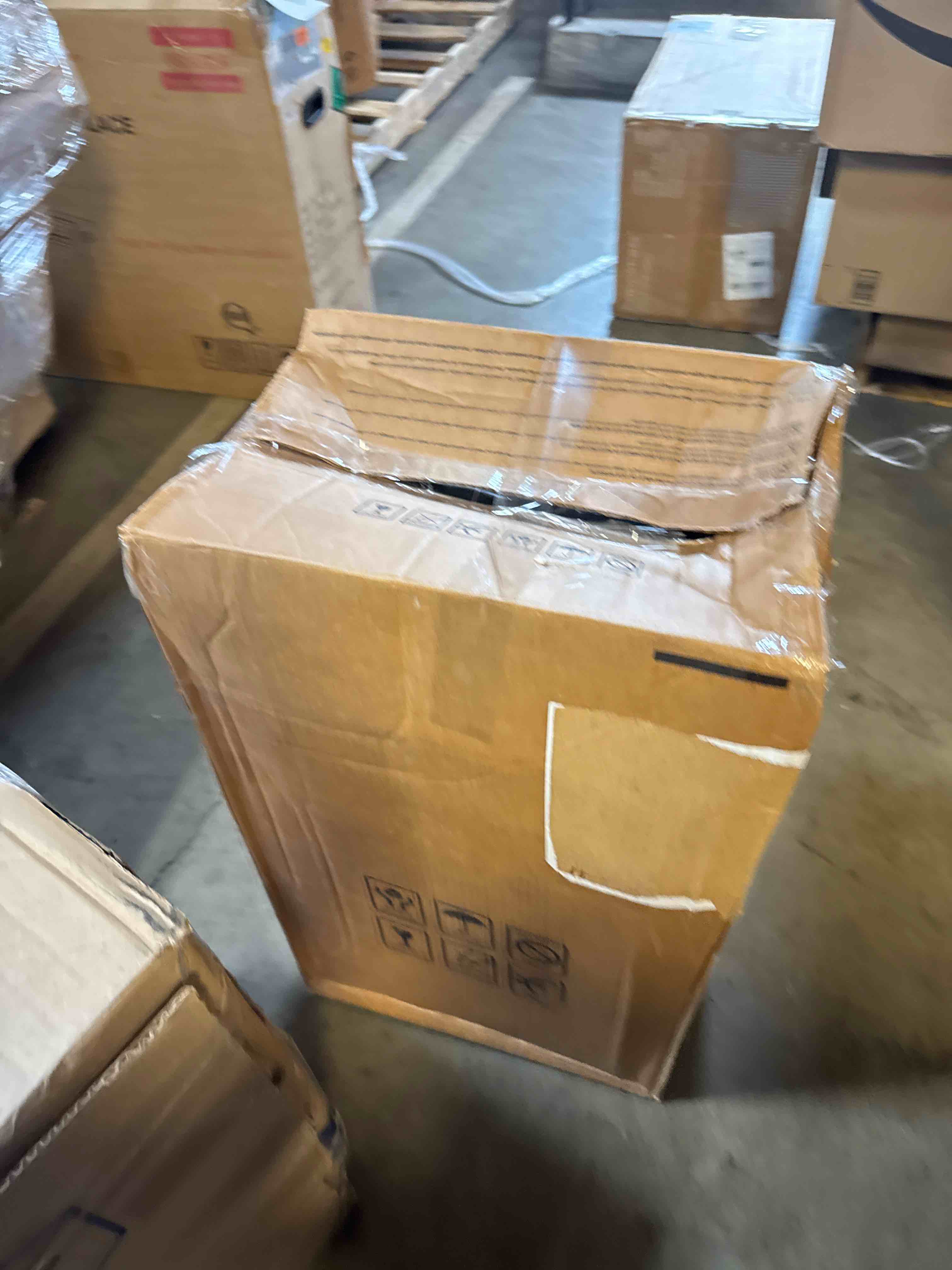 https://s3.amazonaws.com/lotting-images-prod/phillipi/BRN1318680_1758297686821.jpeg