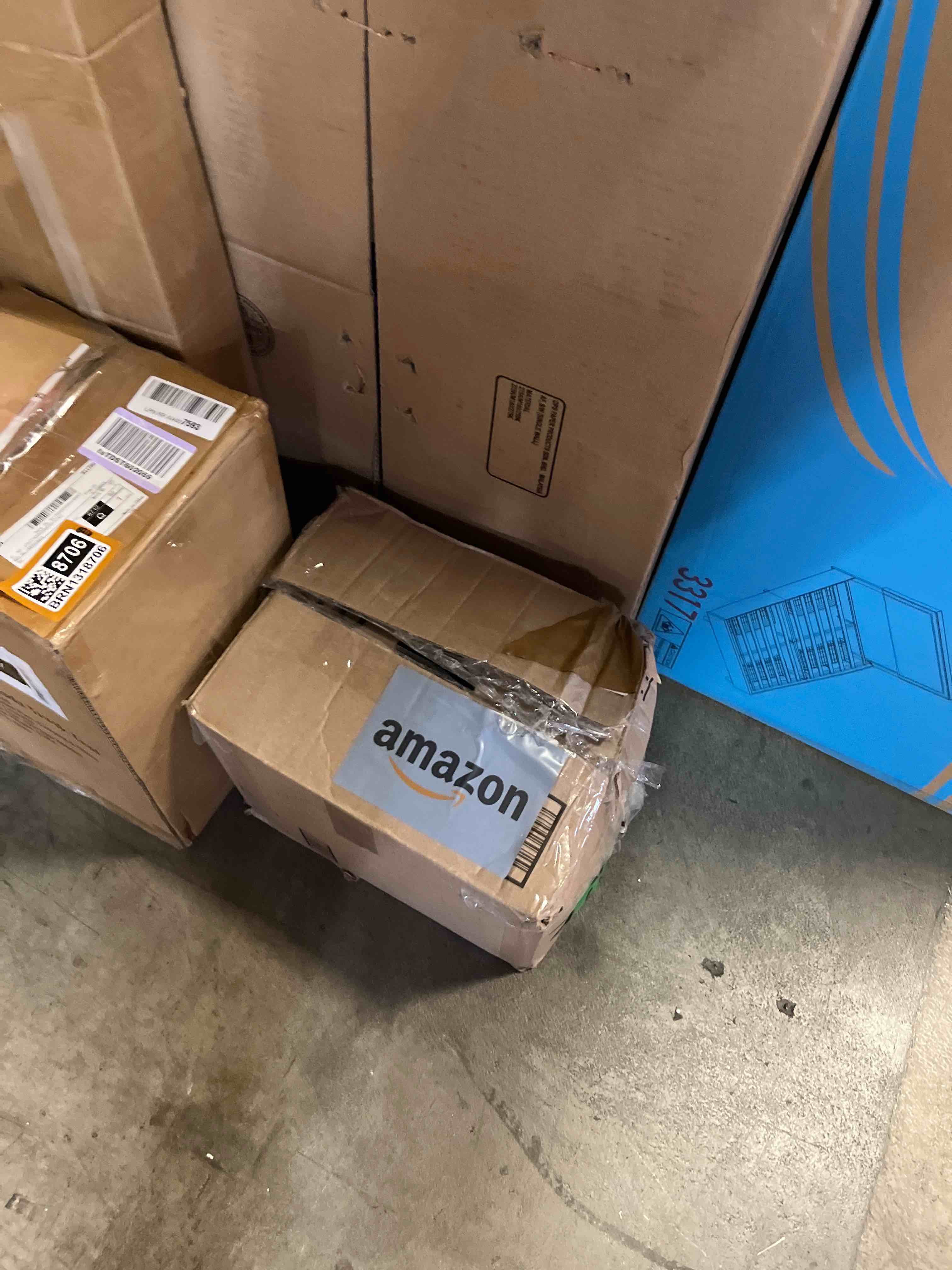 https://s3.amazonaws.com/lotting-images-prod/phillipi/BRN1318705_1759341119709.jpeg