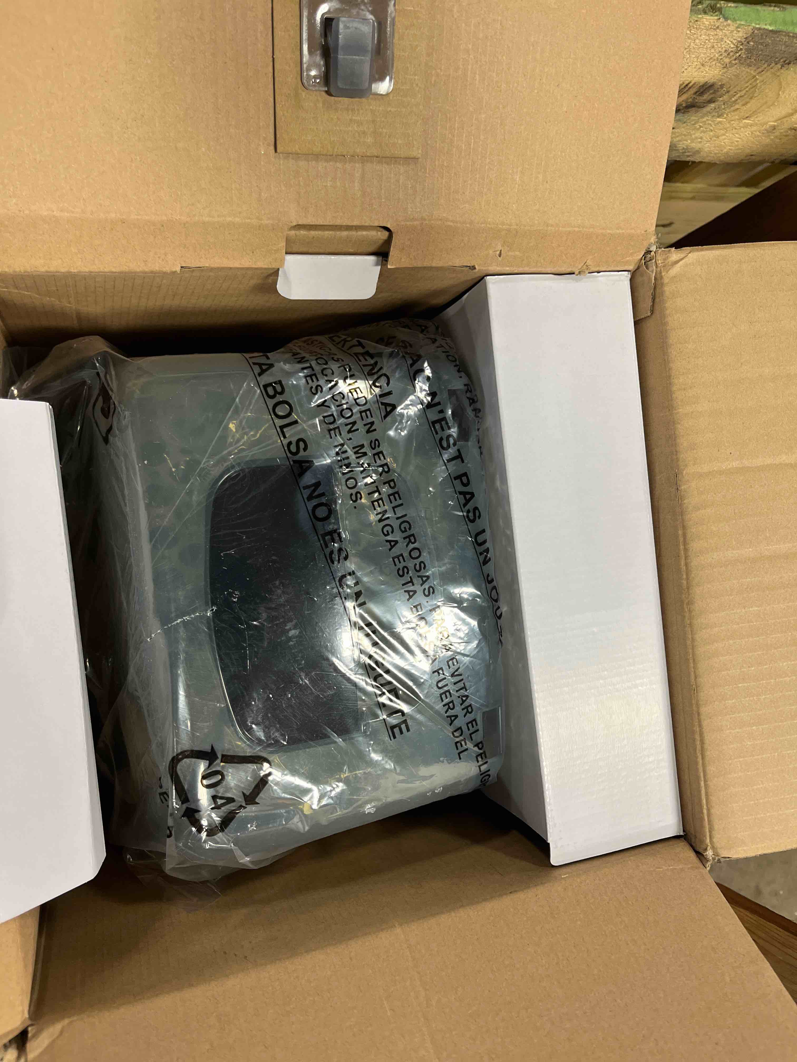 https://s3.amazonaws.com/lotting-images-prod/phillipi/BRN1318748_1759774090188.jpeg