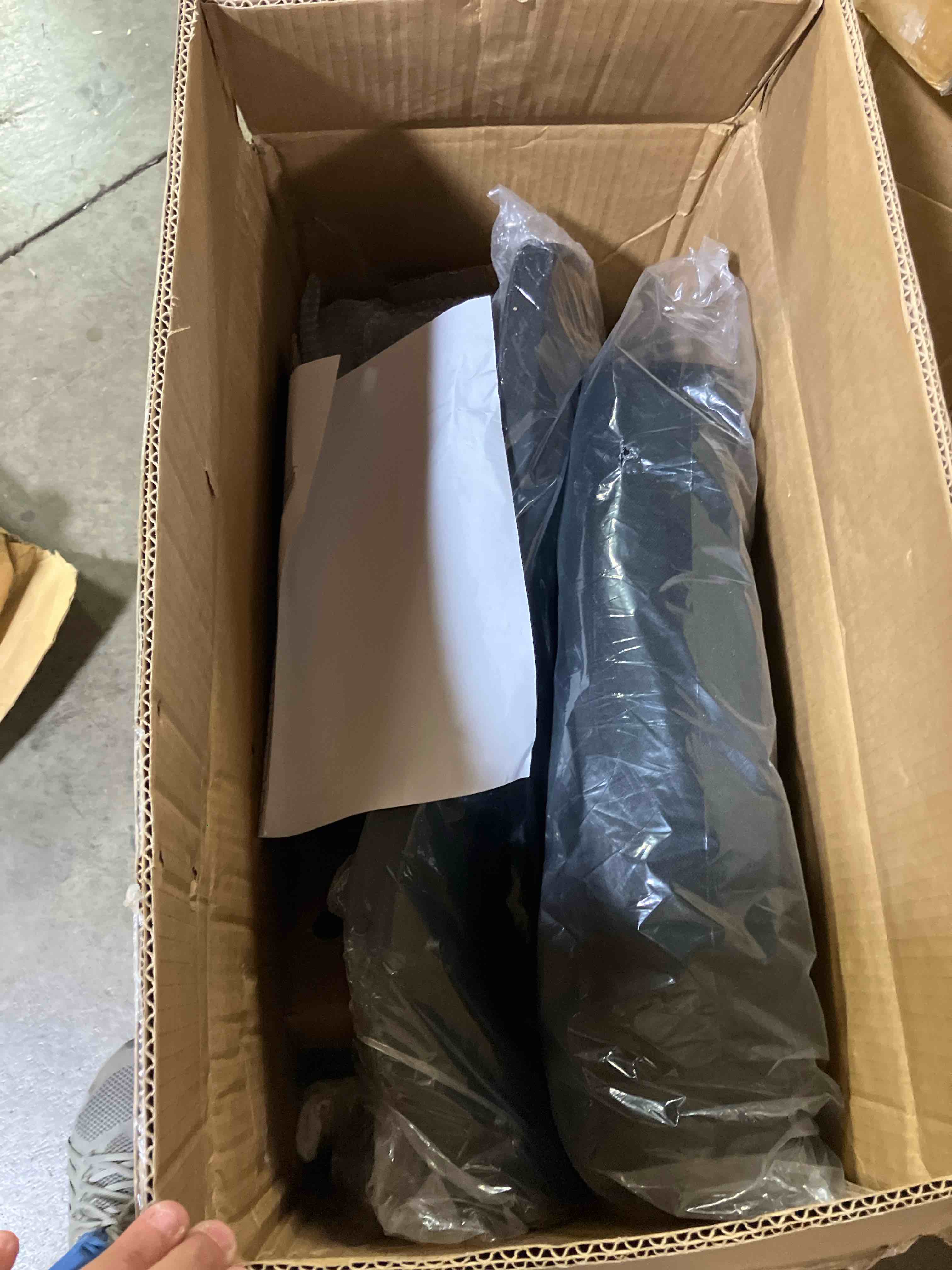 https://s3.amazonaws.com/lotting-images-prod/phillipi/BRN1318812_1759866196229.jpeg