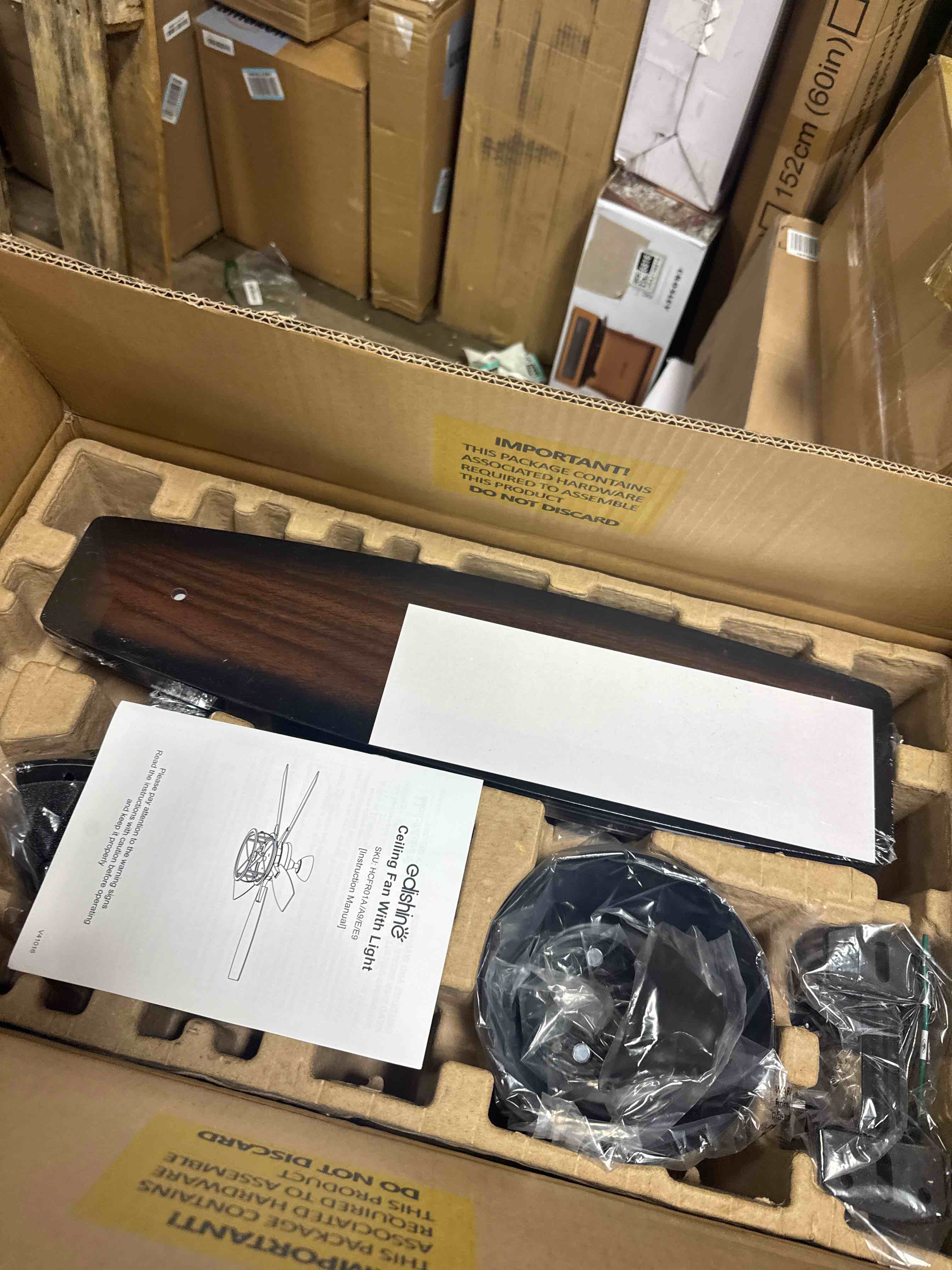 https://s3.amazonaws.com/lotting-images-prod/phillipi/BRN1318845_1759937080378.jpeg