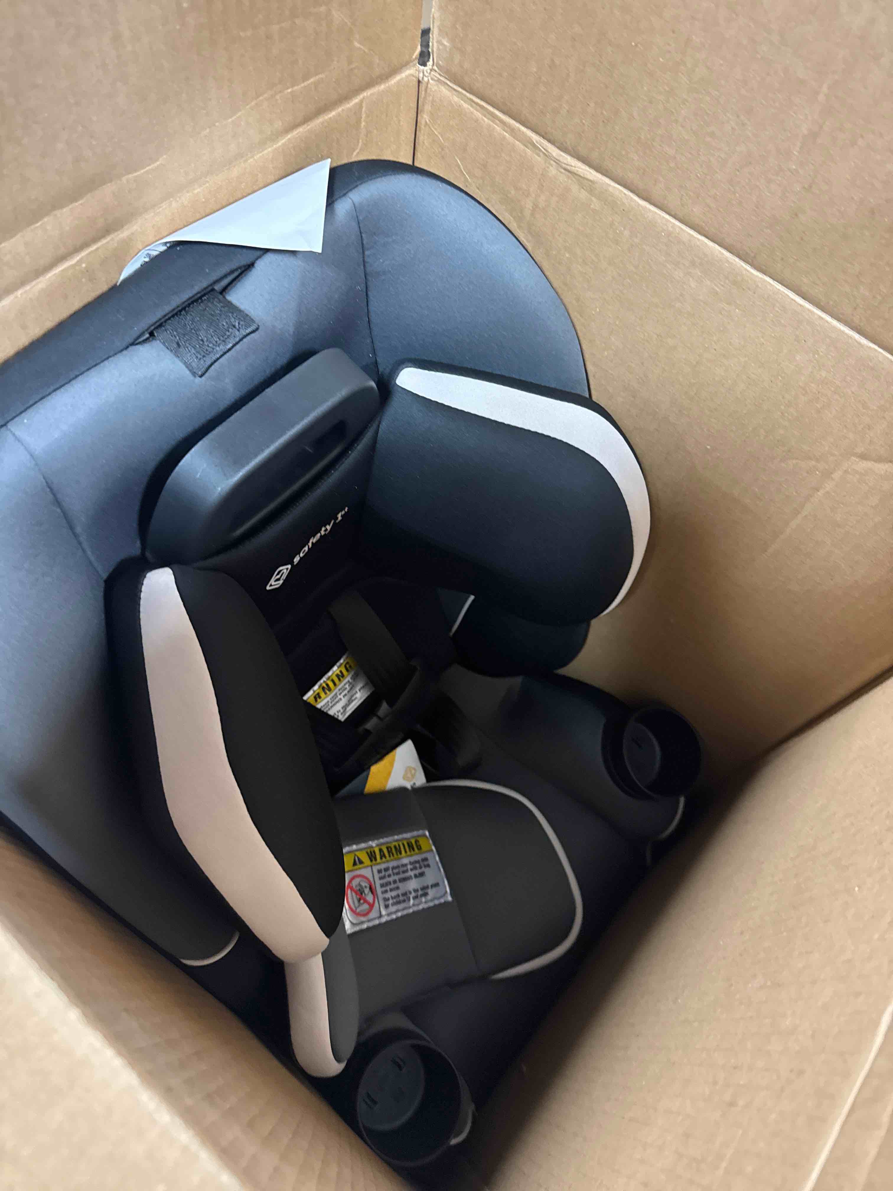 https://s3.amazonaws.com/lotting-images-prod/phillipi/BRN1318903_1760106810879.jpeg