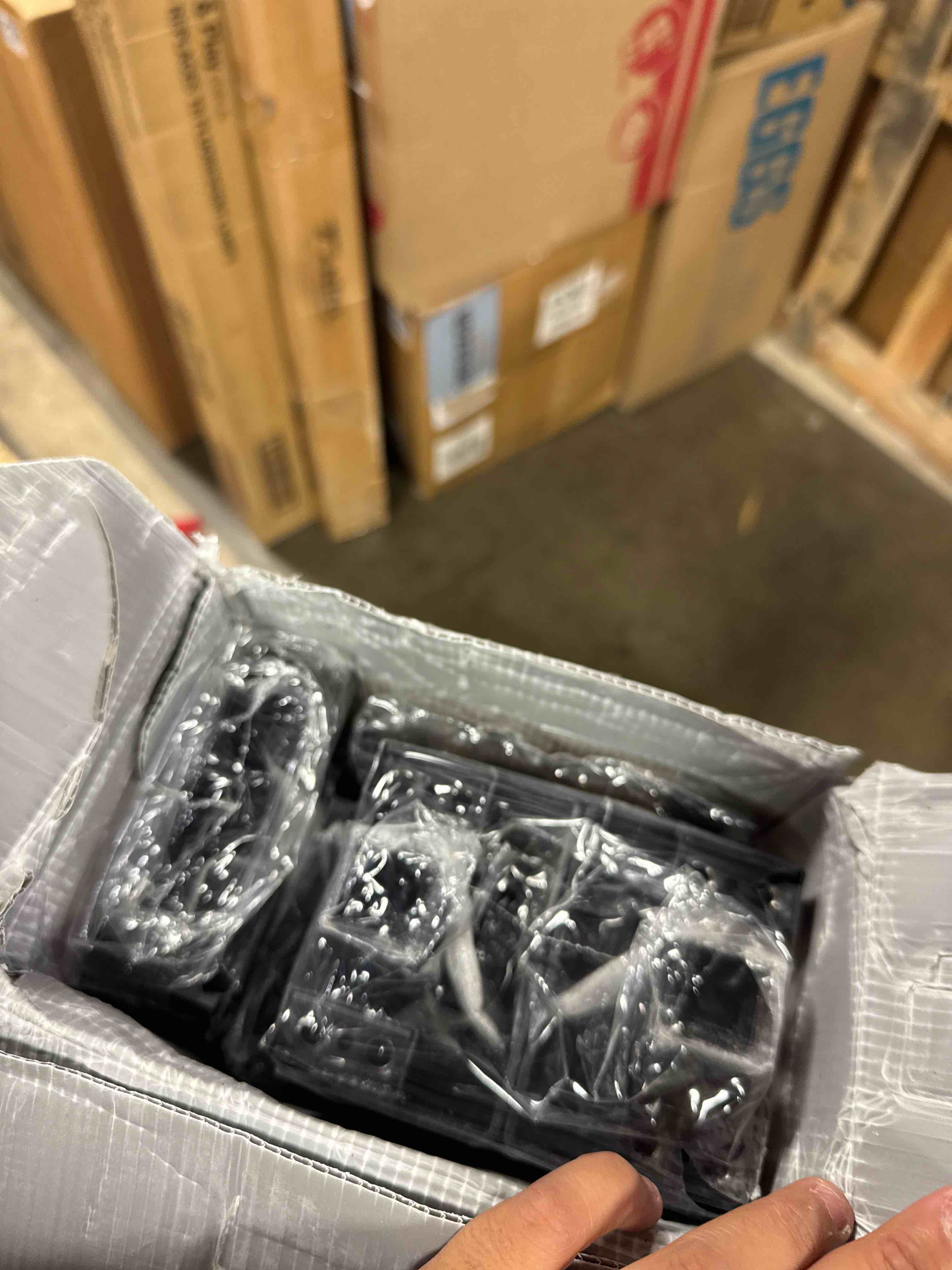 https://s3.amazonaws.com/lotting-images-prod/phillipi/BRN1318913_1760108078588.jpeg