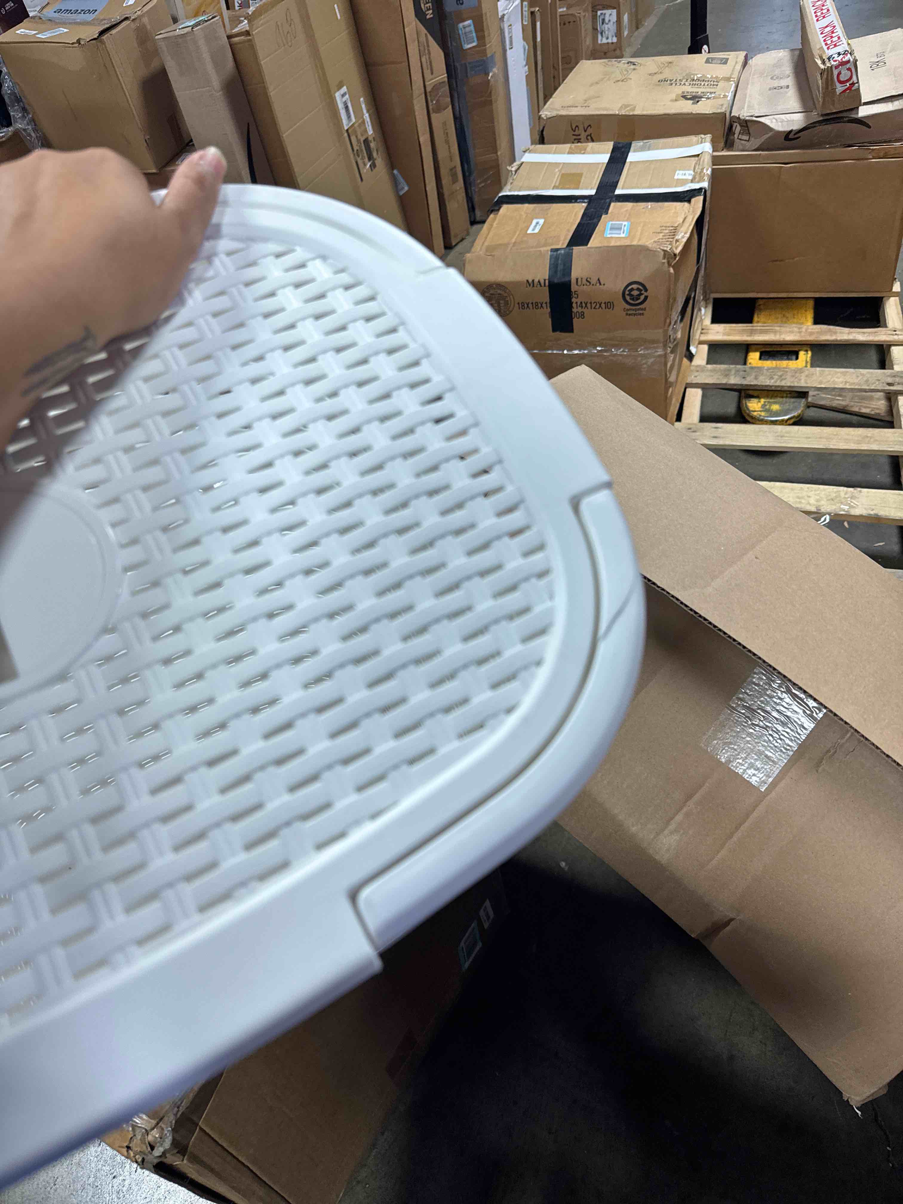 https://s3.amazonaws.com/lotting-images-prod/phillipi/BRN1318917_1760108459467.jpeg