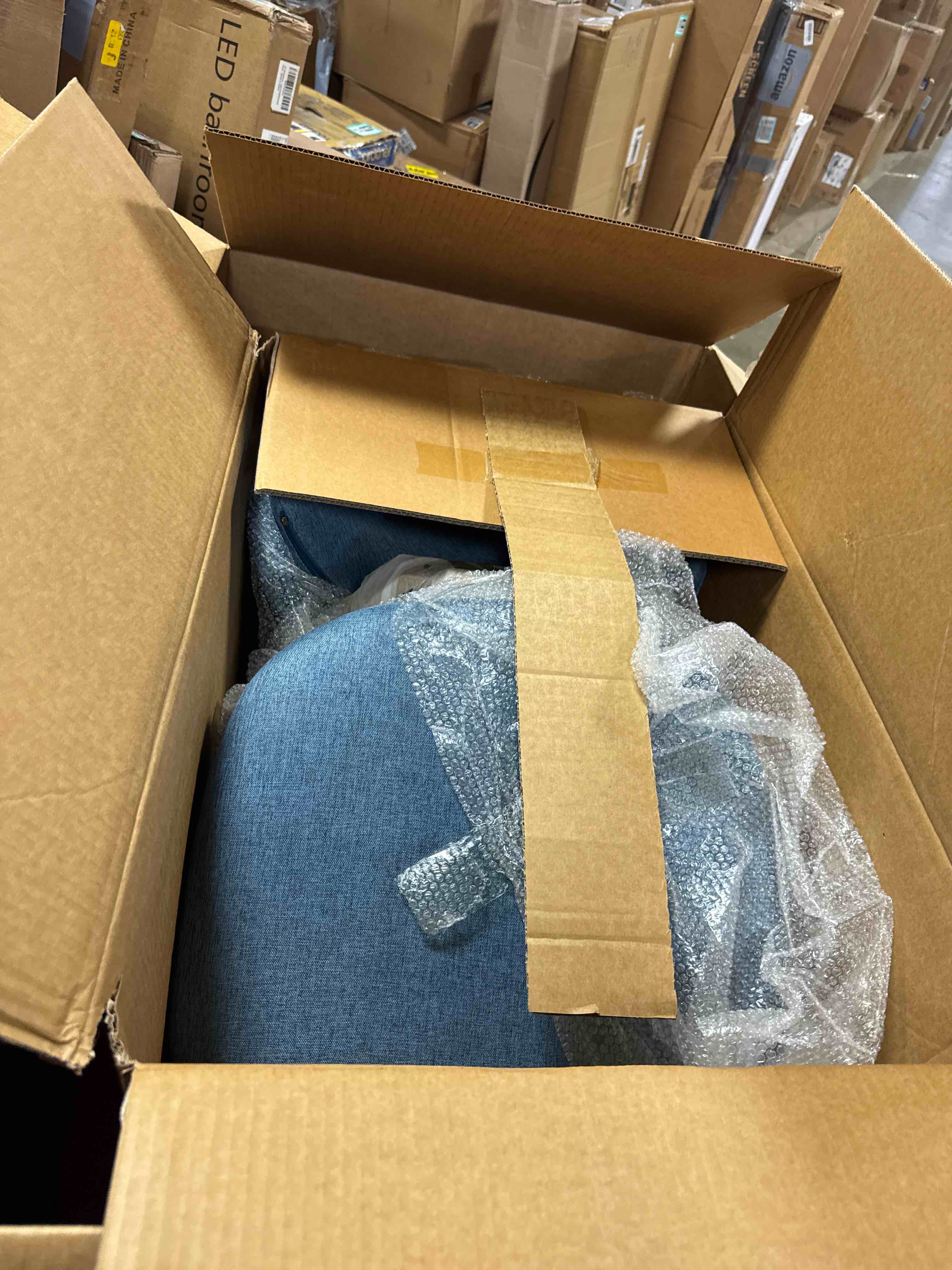 https://s3.amazonaws.com/lotting-images-prod/phillipi/BRN1318922_1760109294152.jpeg
