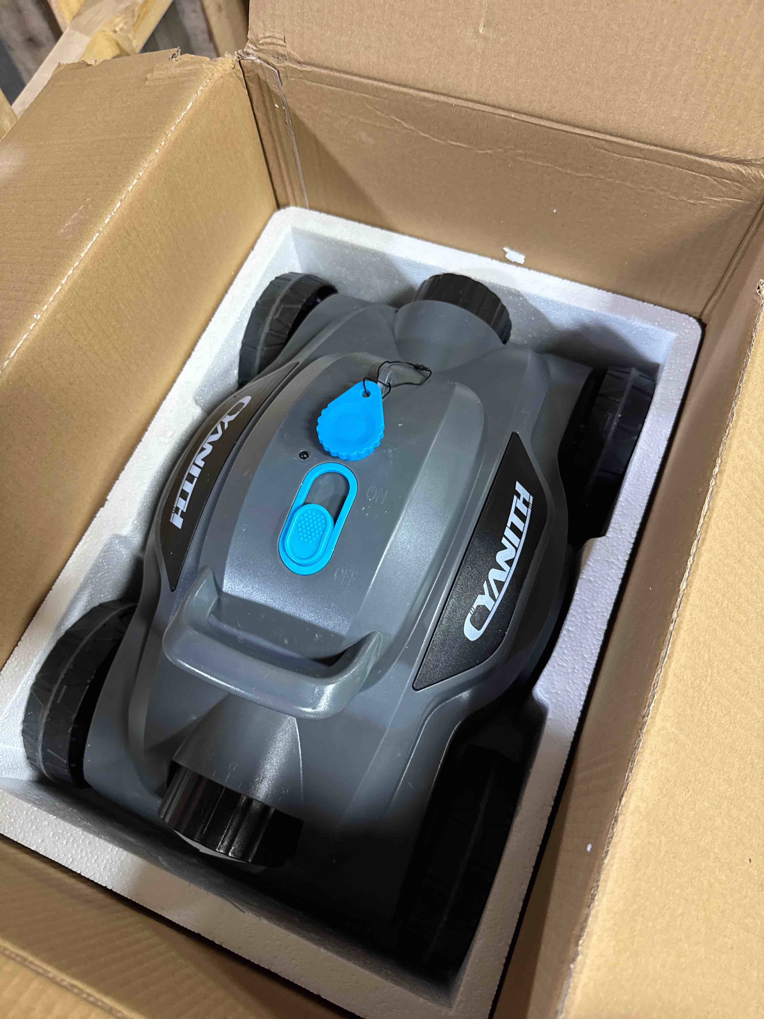 https://s3.amazonaws.com/lotting-images-prod/phillipi/BRN1319216_1760972416597.jpeg