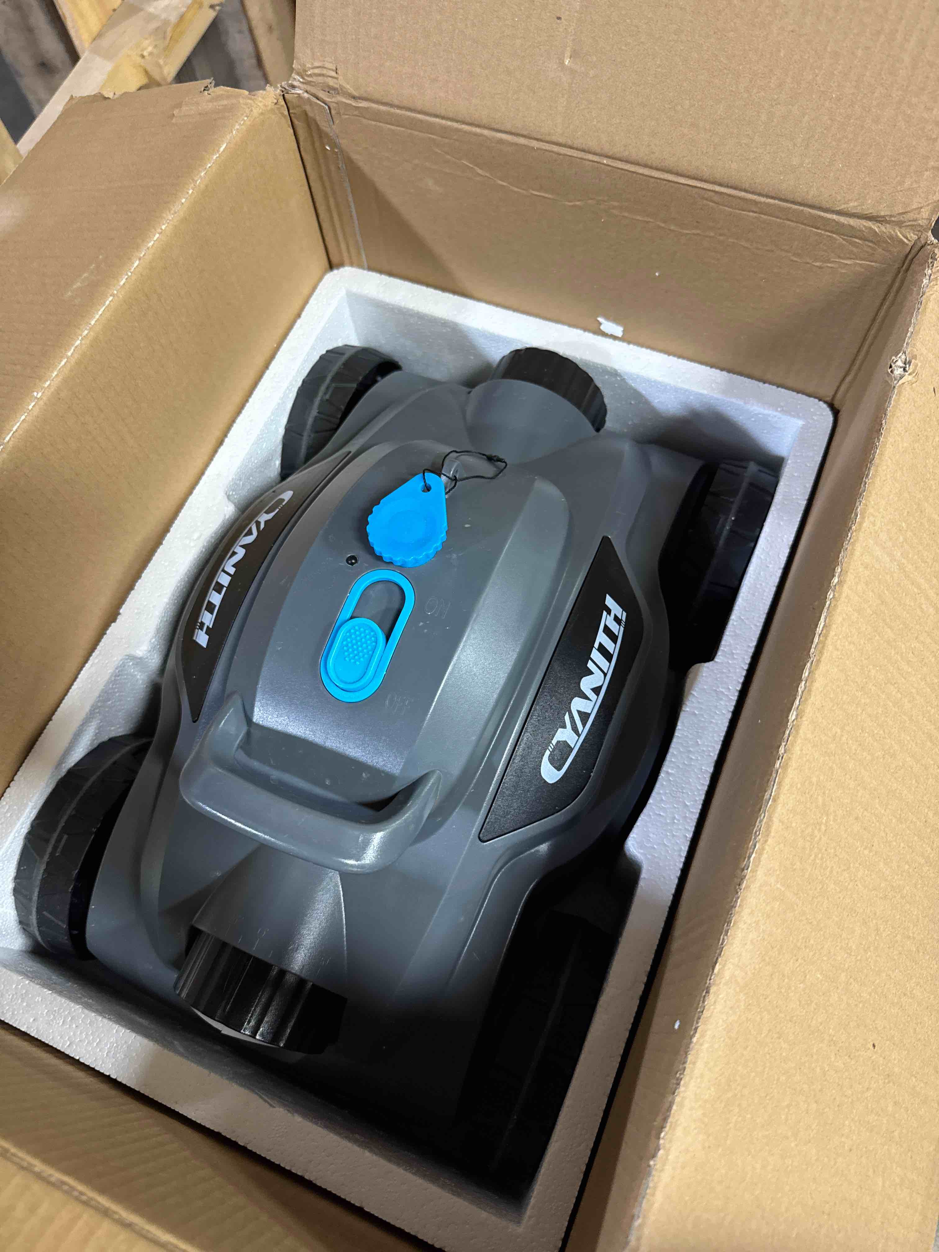 https://s3.amazonaws.com/lotting-images-prod/phillipi/BRN1319216_1760972417641.jpeg