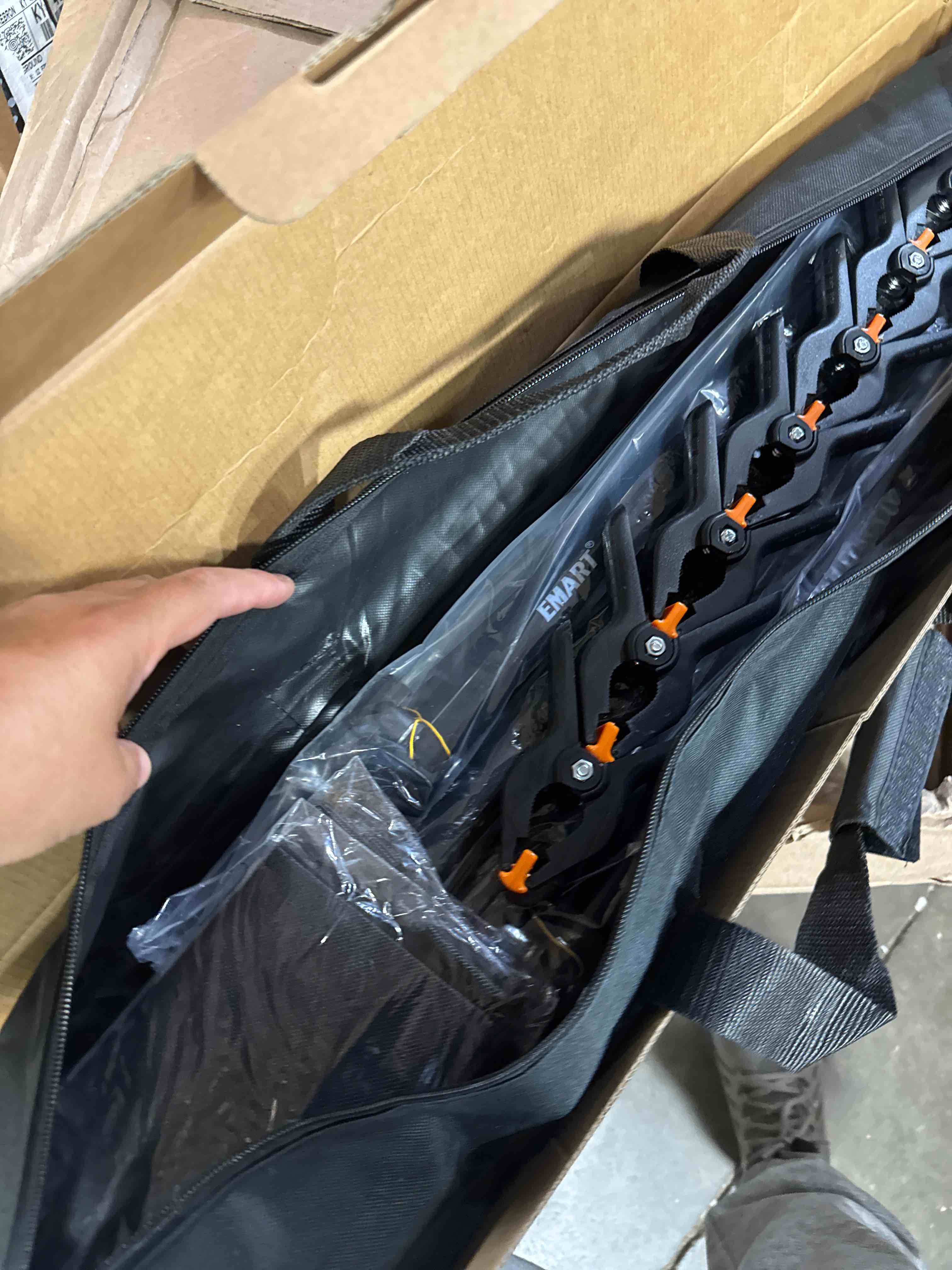 https://s3.amazonaws.com/lotting-images-prod/phillipi/BRN1319269_1761149377323.jpeg