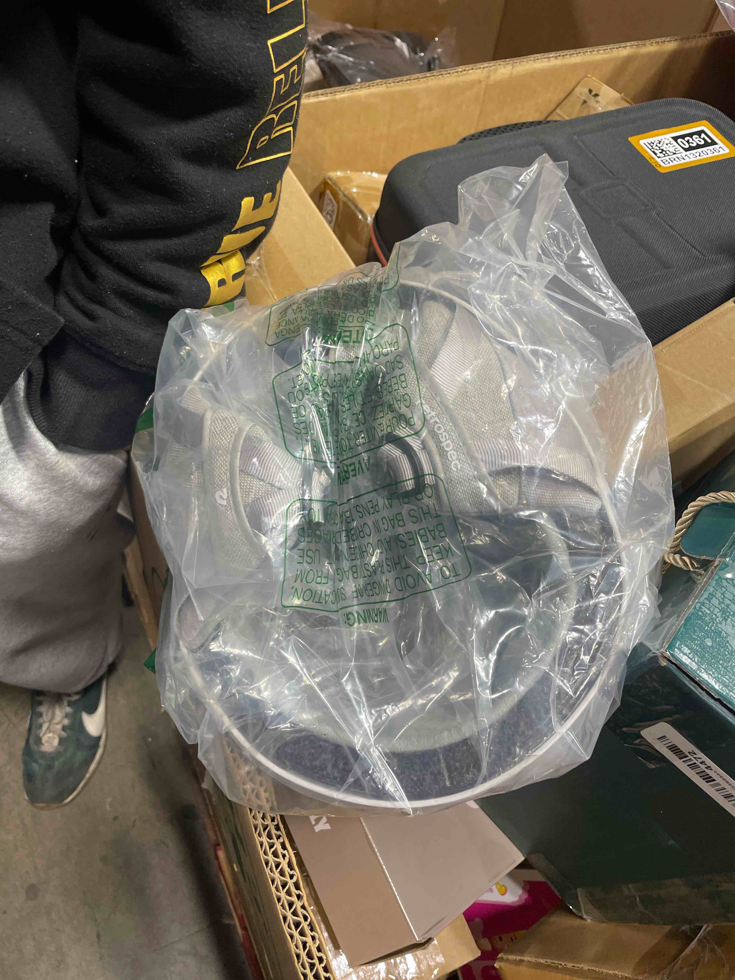 Condition photo showing New/Like New for Retrospec Comstock Ski Helmet - Snowboard Helmet for Adults & Youth - Adjustable Fit Snow Helmet with Protective Shell and Breathable Vents for Men, Women, Boys & Girls