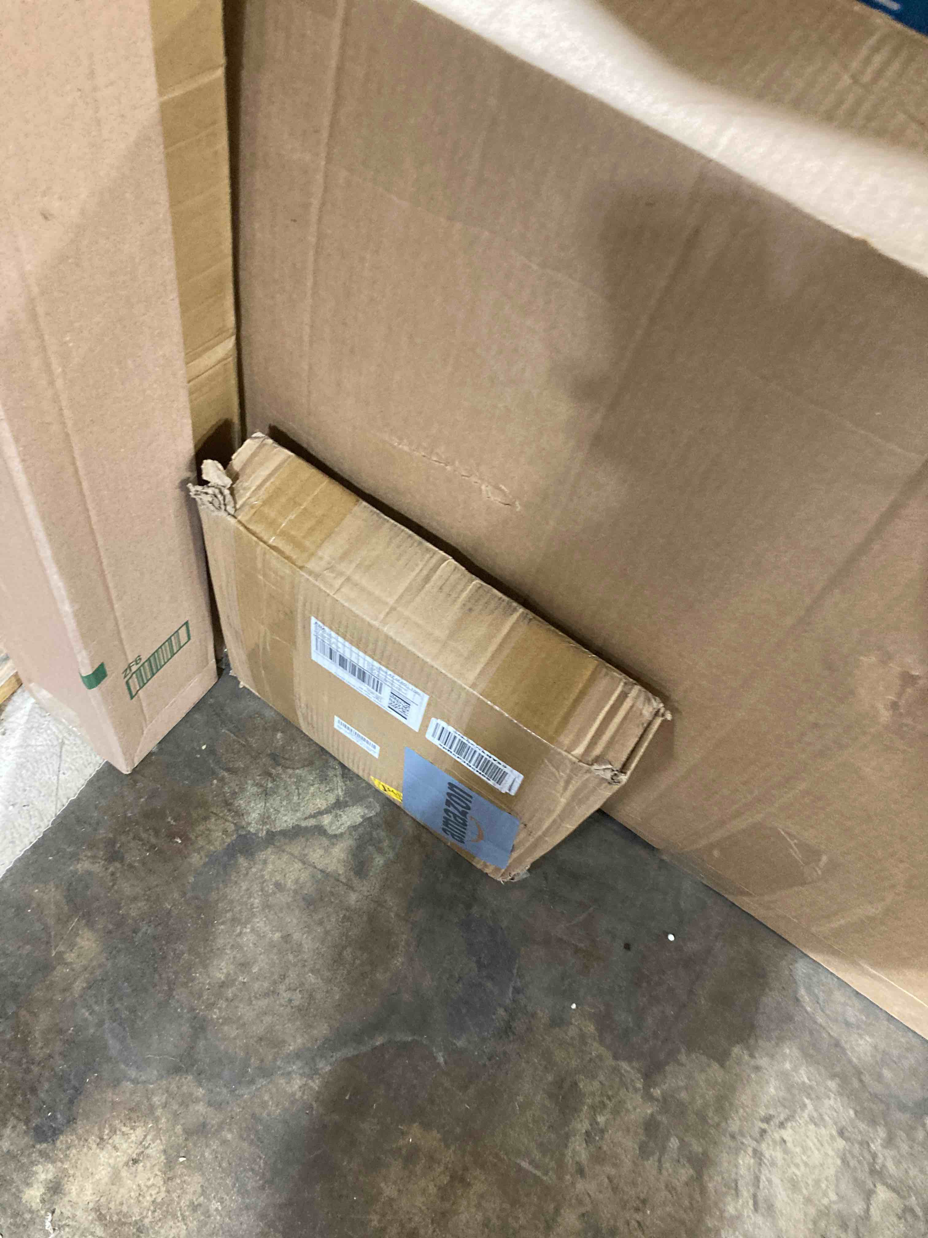 https://s3.amazonaws.com/lotting-images-prod/phillipi/BRN1321342_1745507781188.jpeg