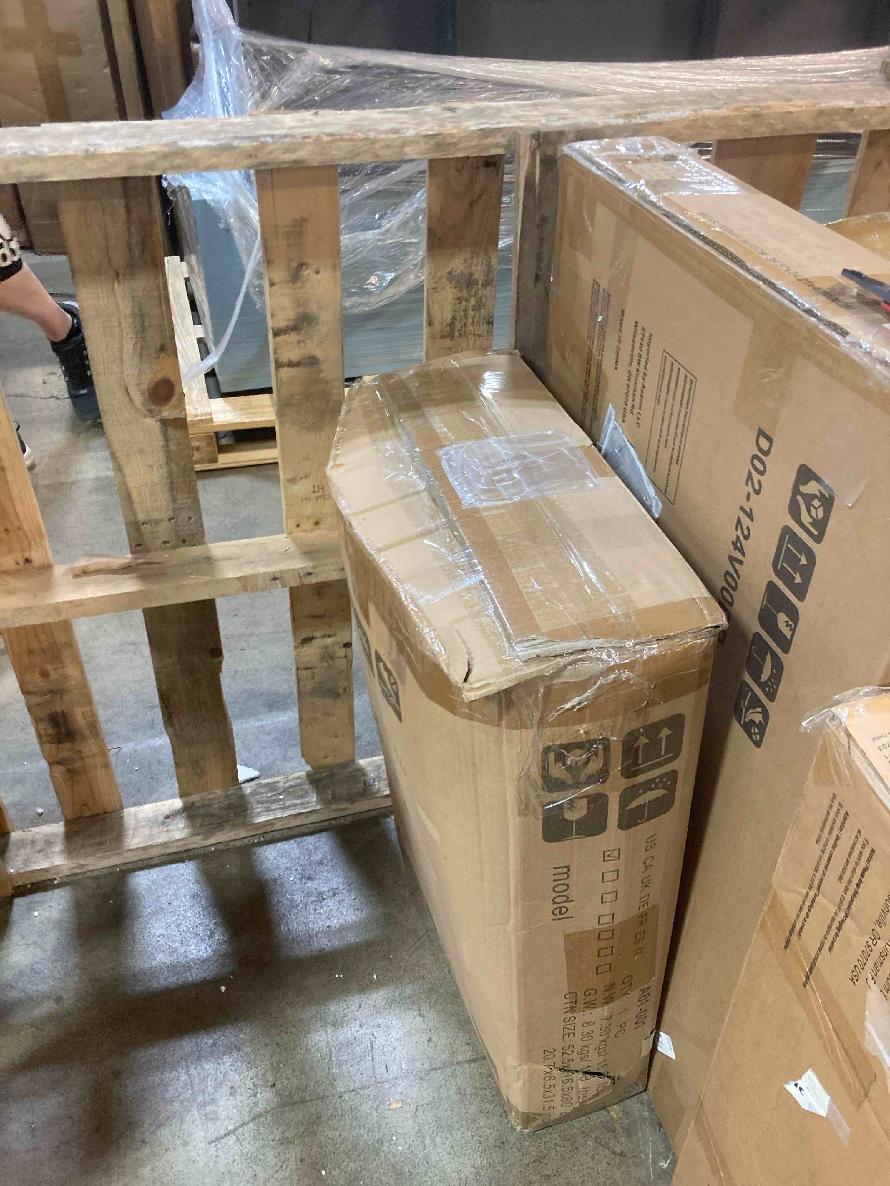https://s3.amazonaws.com/lotting-images-prod/phillipi/BRN1321440_1745945348187.jpeg