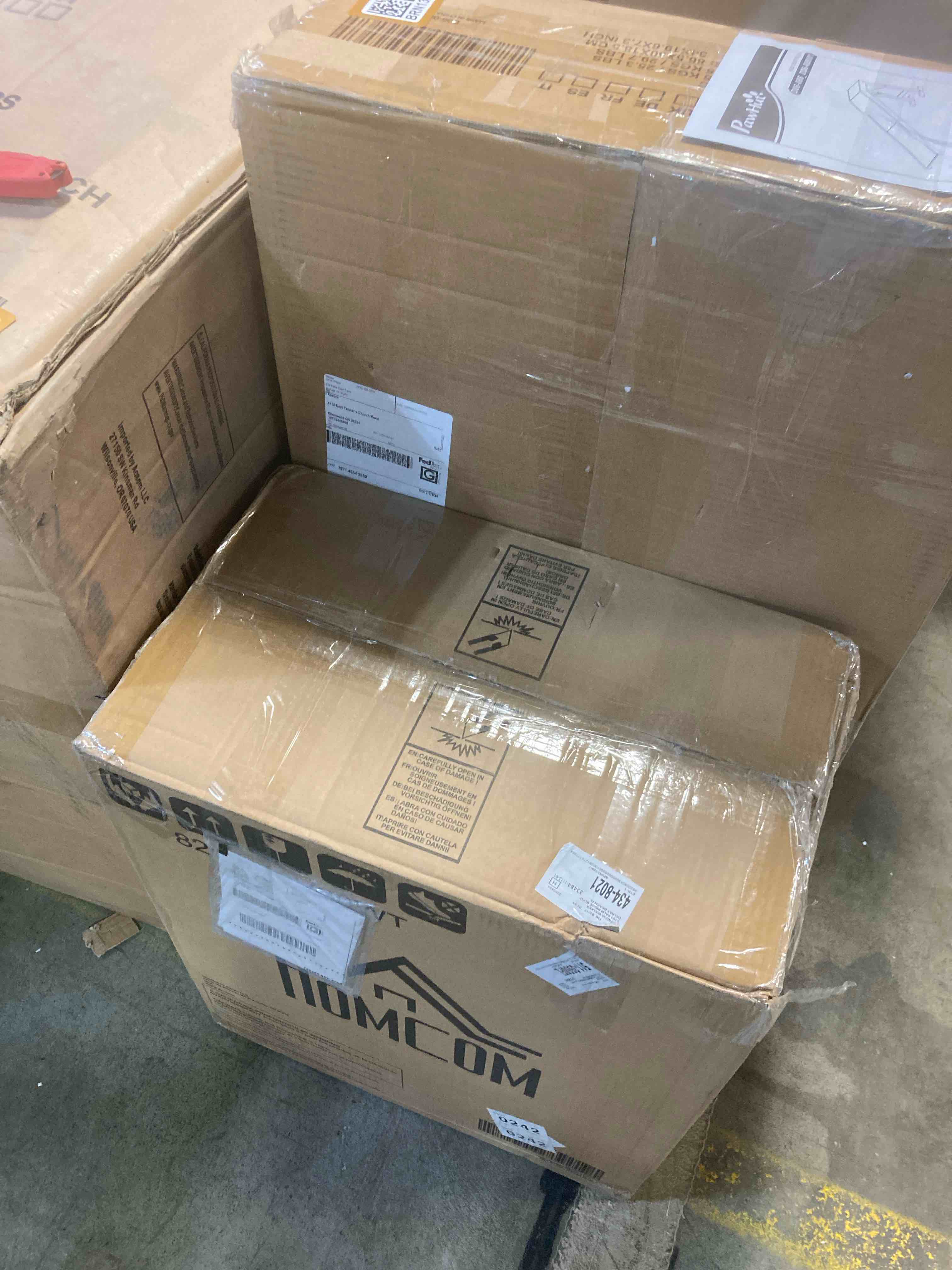 https://s3.amazonaws.com/lotting-images-prod/phillipi/BRN1321449_1745942316906.jpeg
