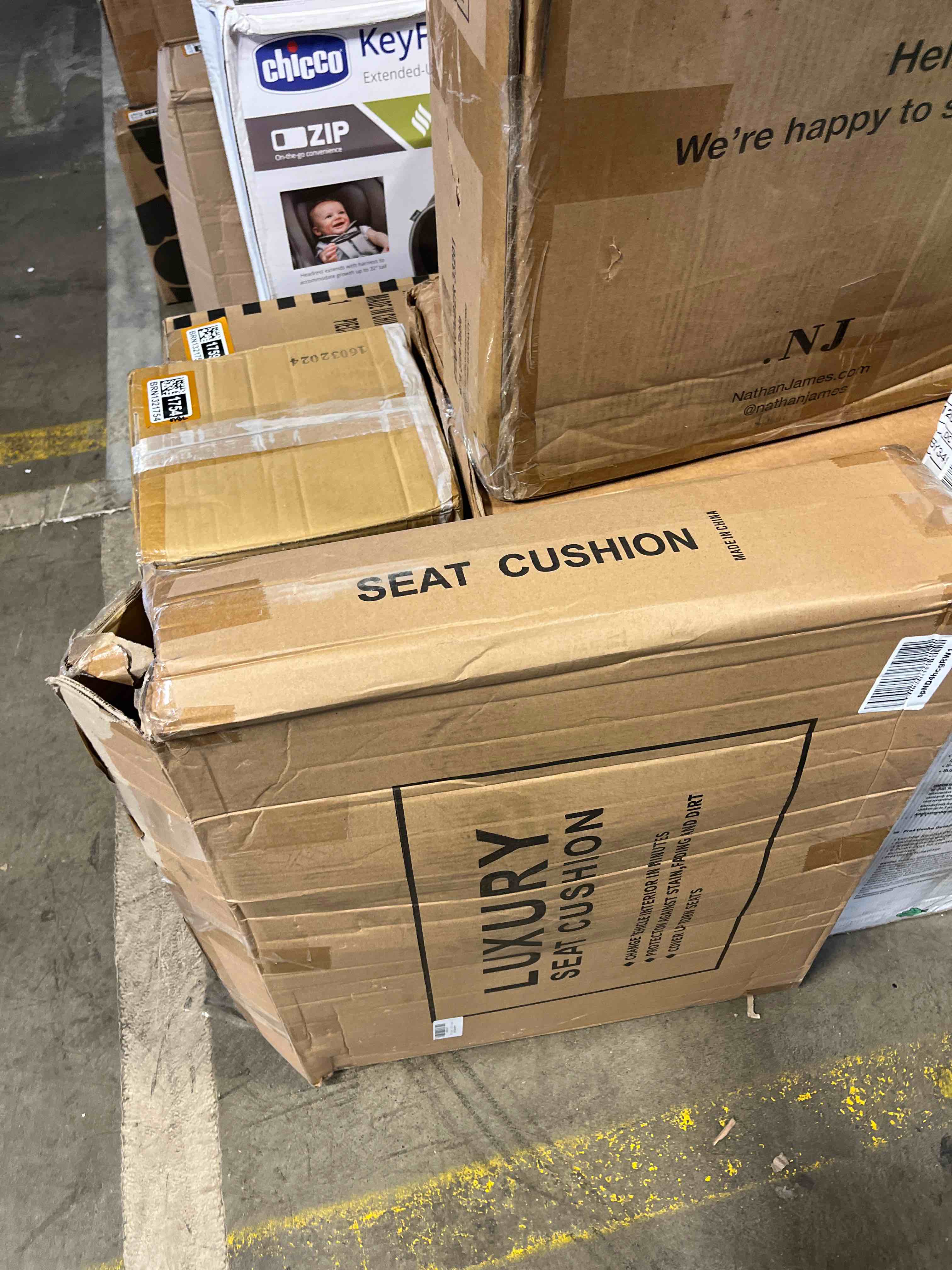 https://s3.amazonaws.com/lotting-images-prod/phillipi/BRN1321750_1748284776983.jpeg